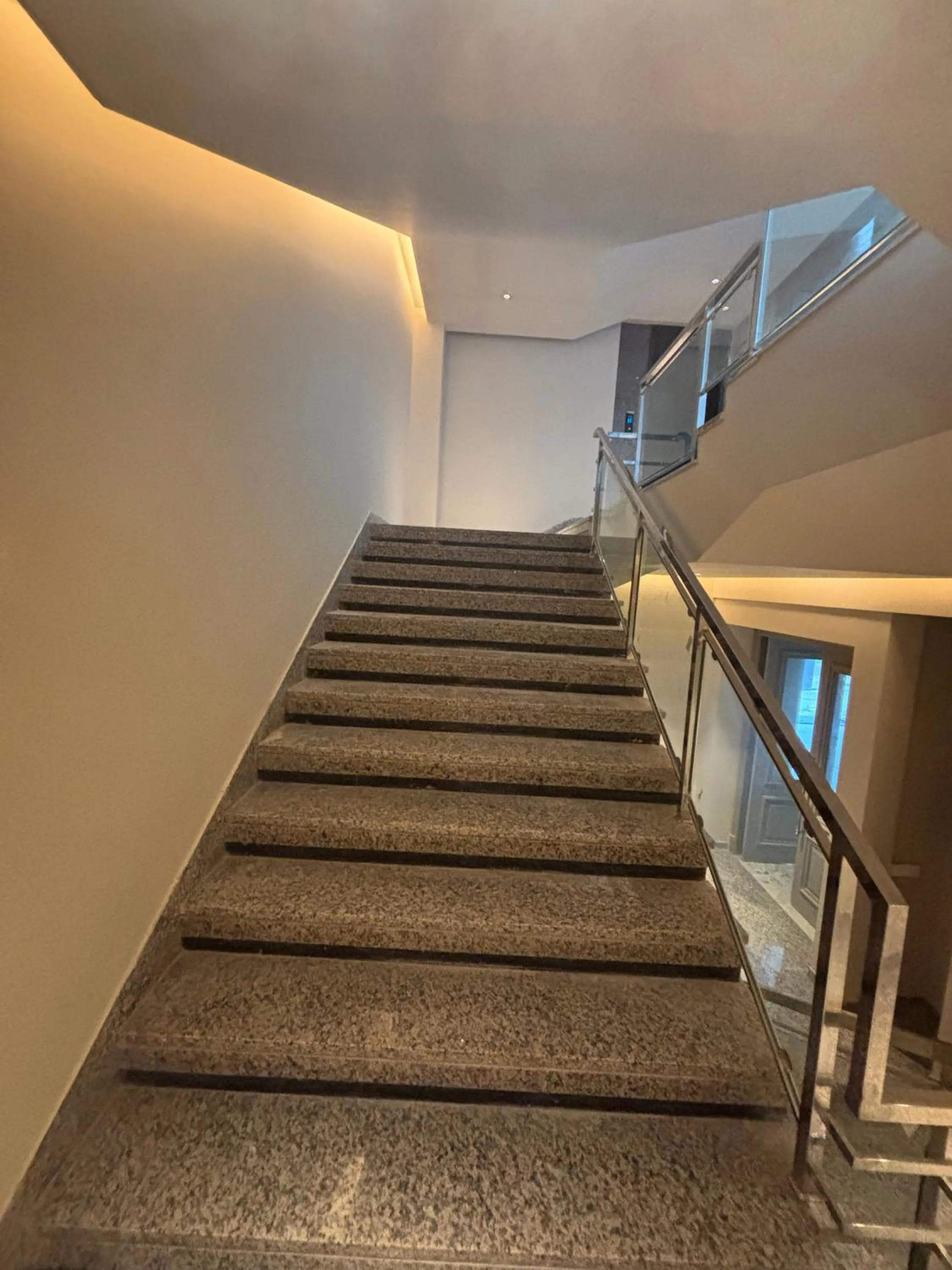 The Supreme Hotel and Banquet