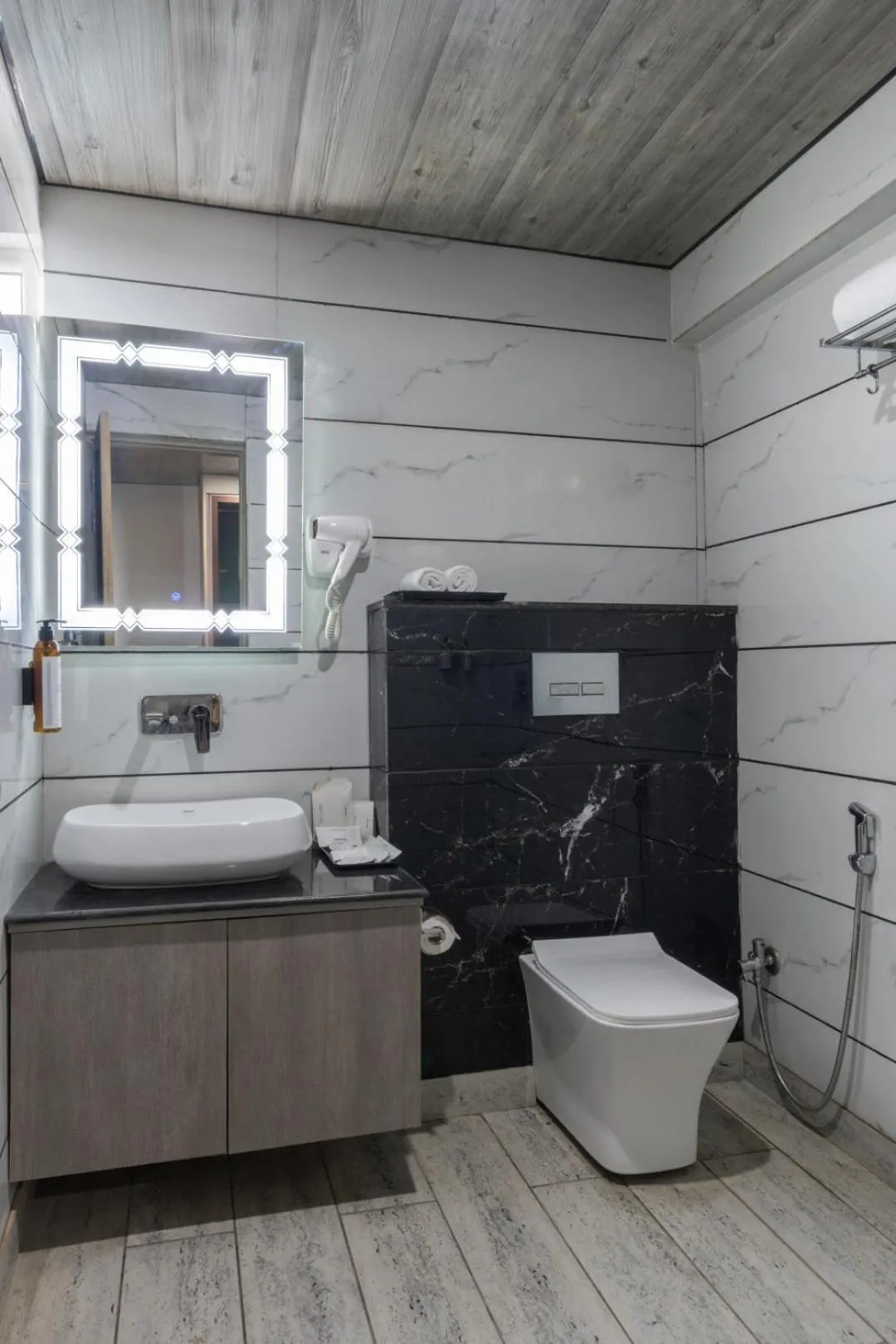 Executive Room - single occupancy in Clark Inn Express Rajnagar