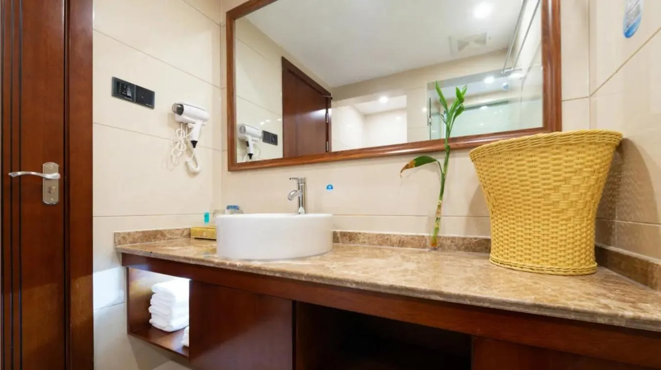 Urba Hotel Yichun Wanda High-speed Railway Station Branch