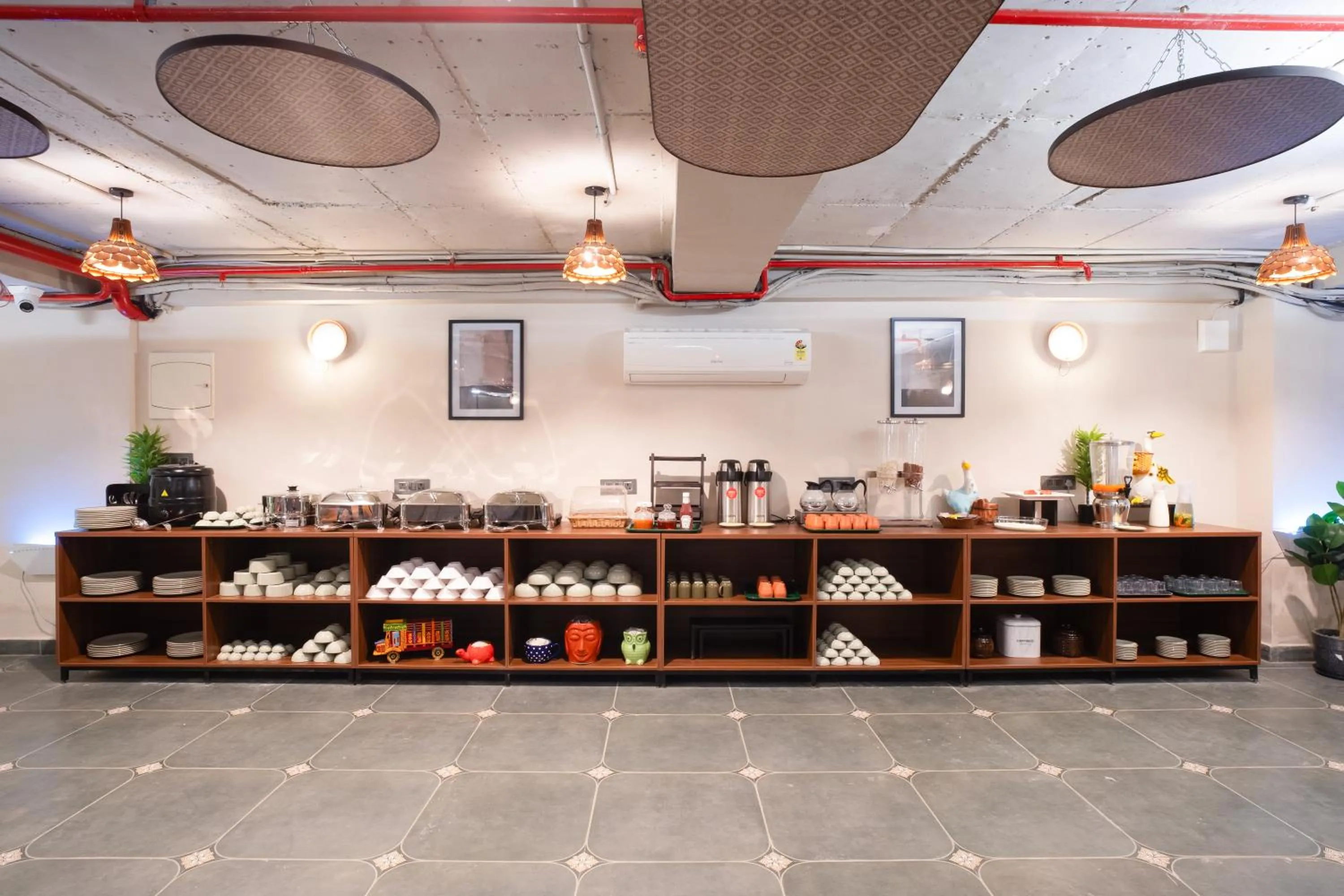 Restaurant/places to eat in Saltstayz Premier - Naraina, Central Delhi