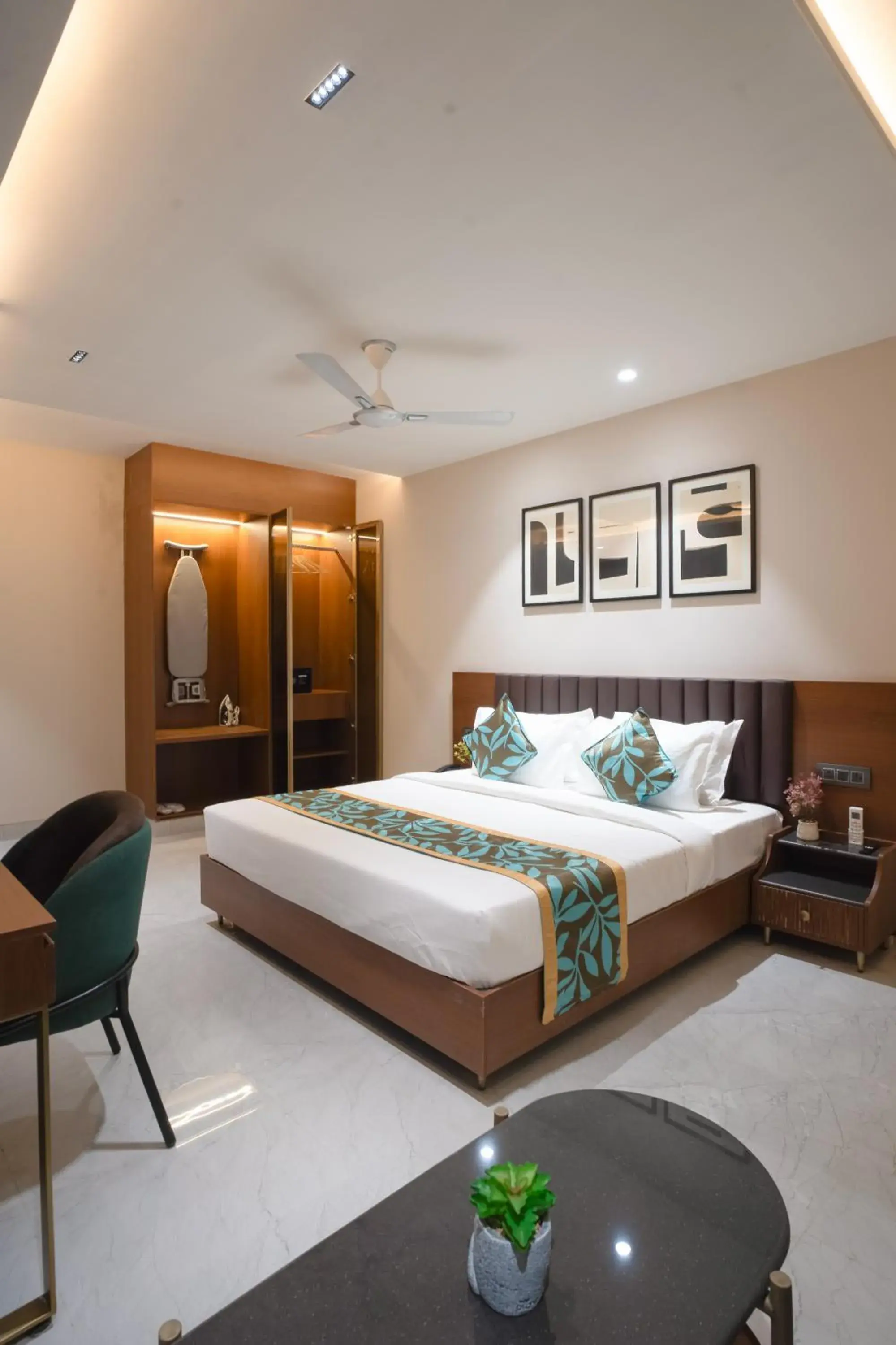 Saltstayz Premier - Naraina, Central Delhi Saltstayz Premier - Naraina, Central Delhi