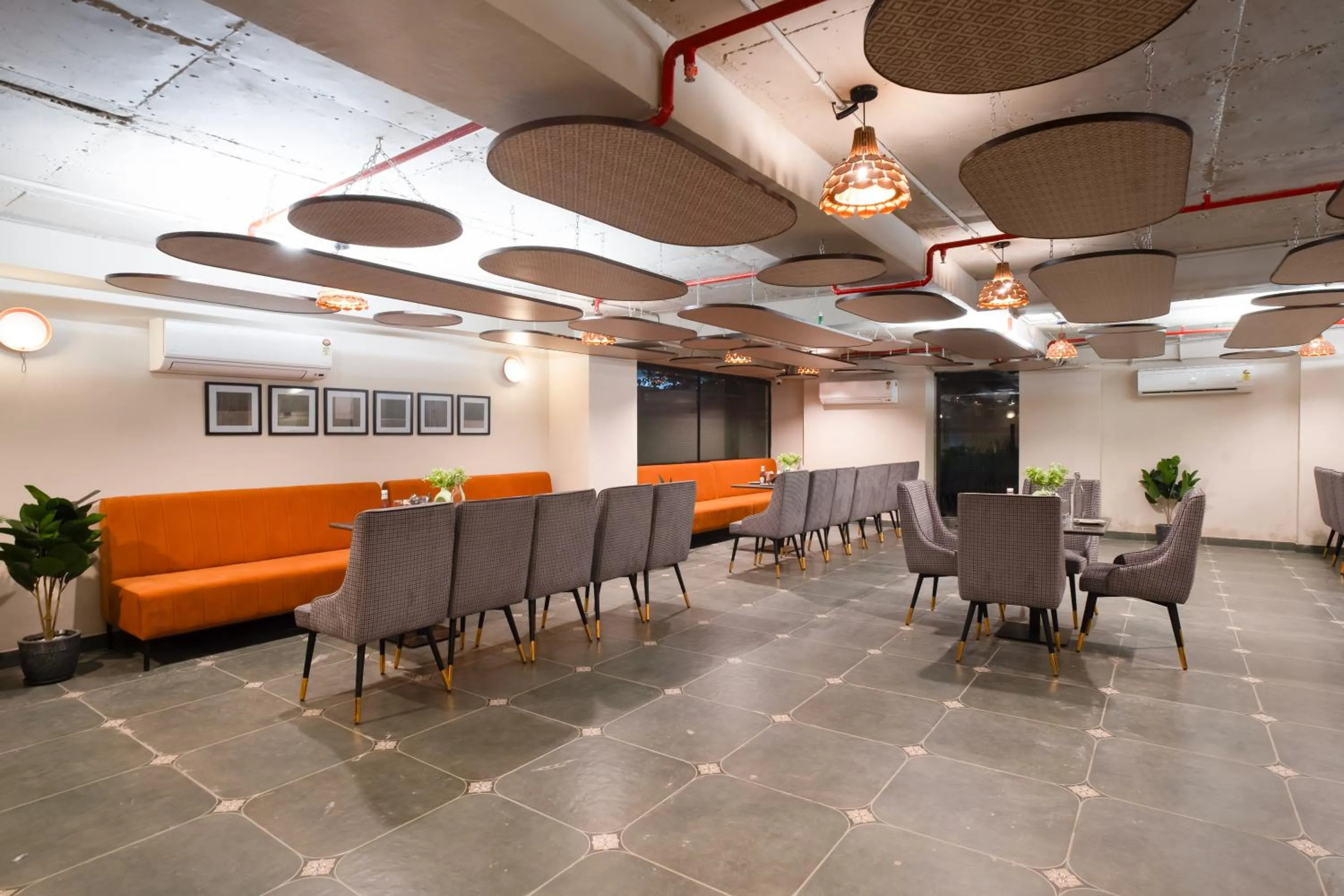 Restaurant/places to eat in Saltstayz Premier - Naraina, Central Delhi