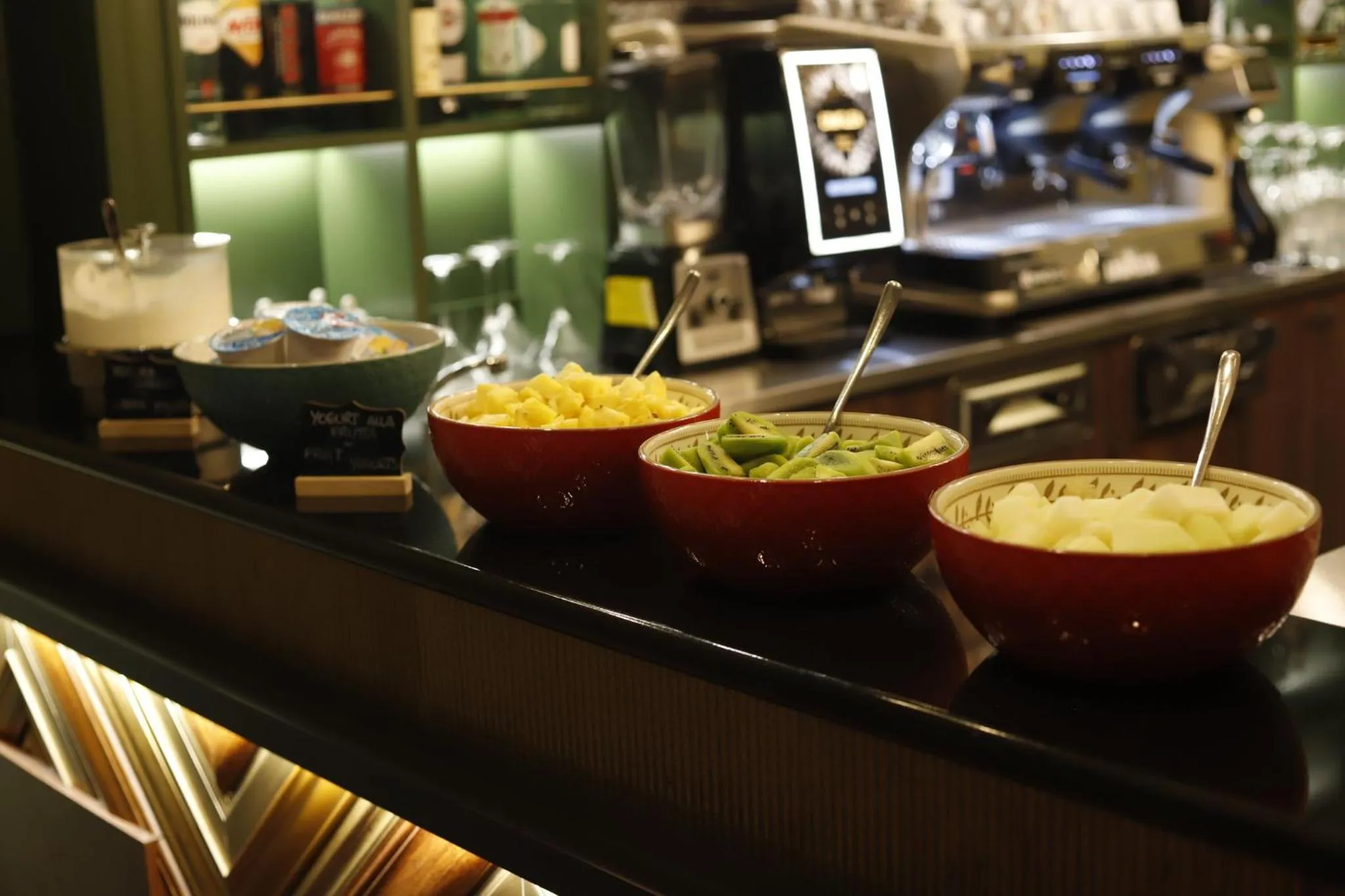 Breakfast in Hotel CHC Torino Castello