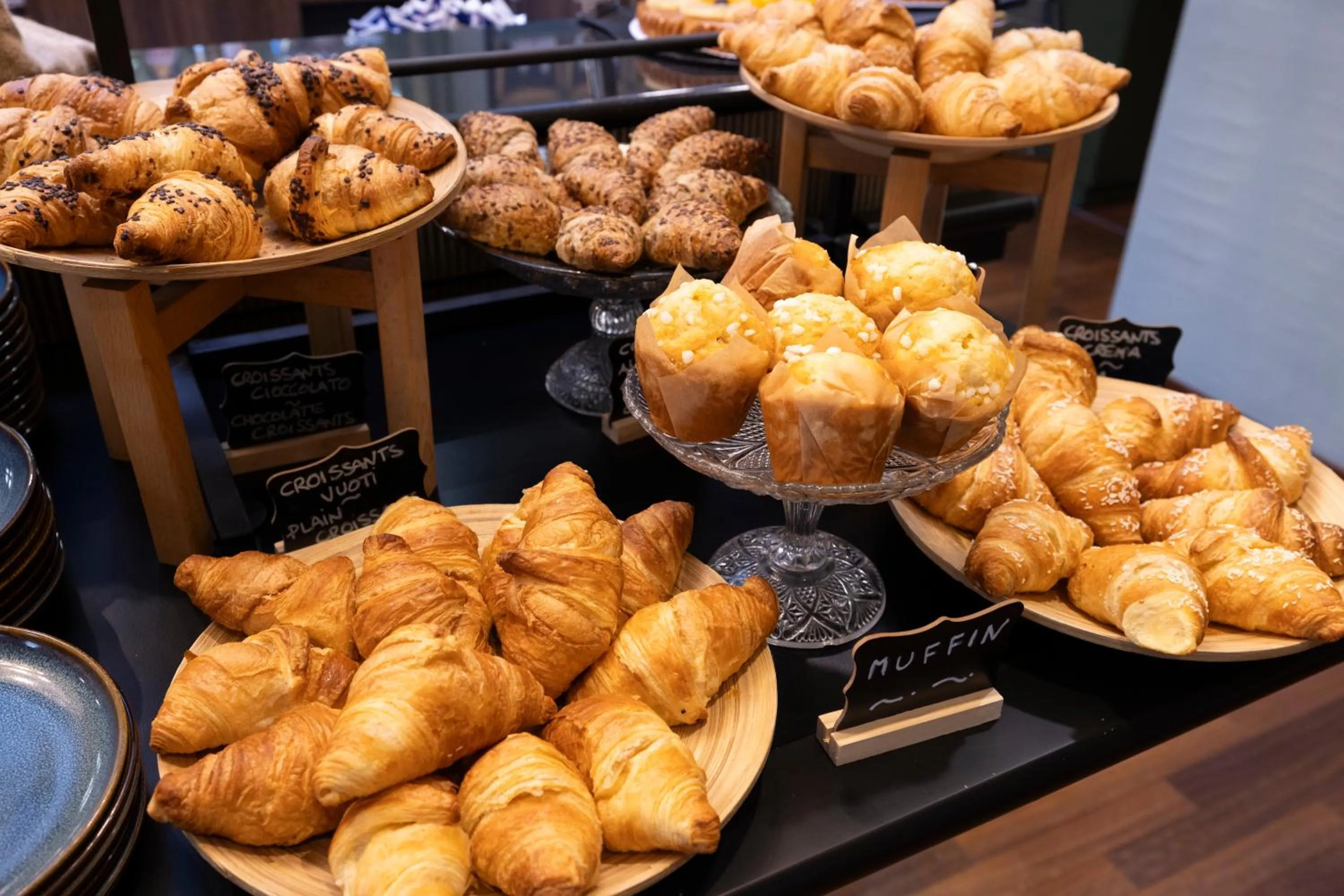 Food and drinks in Hotel CHC Torino Castello