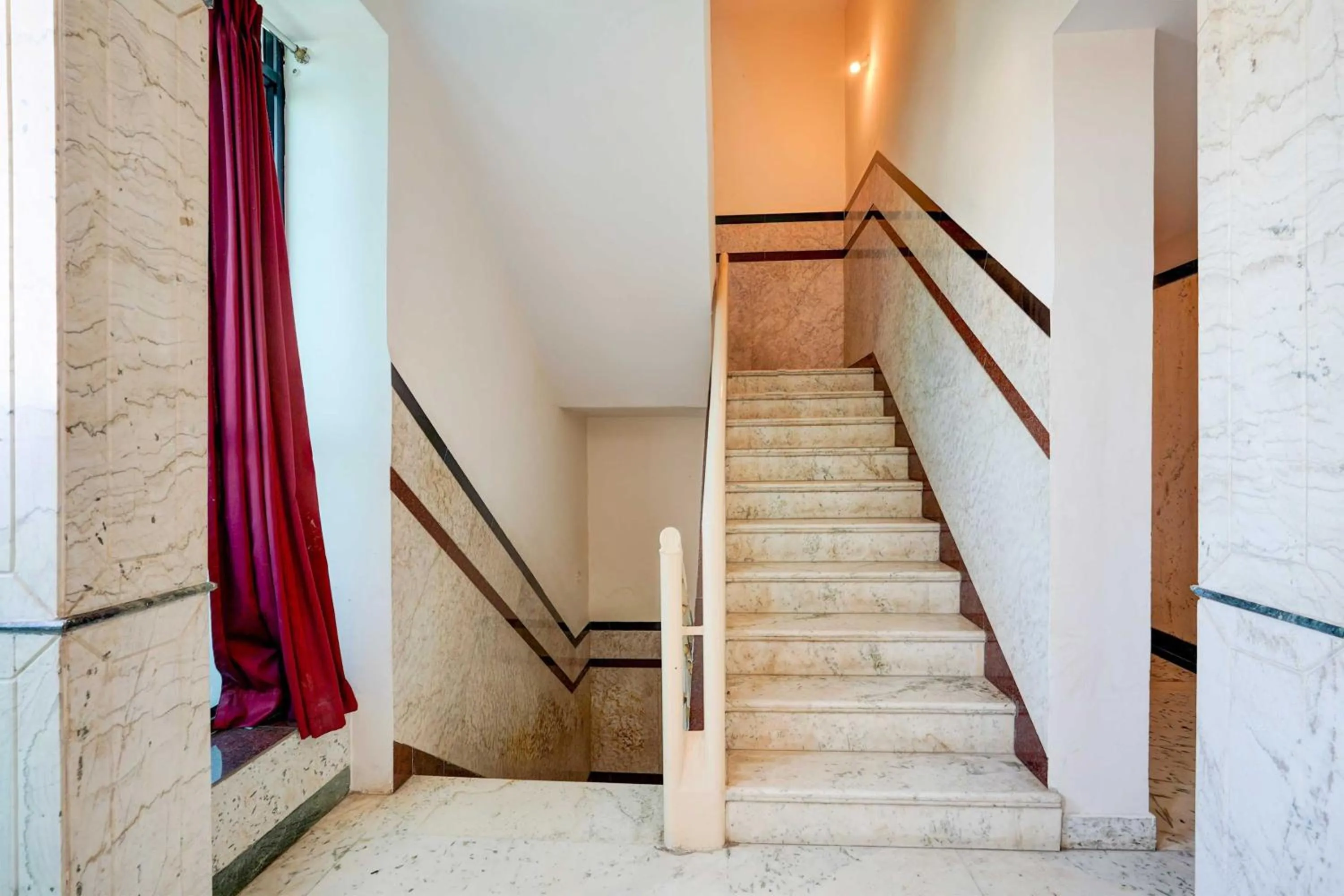 Lobby or reception in Collection O Hal Airport Road