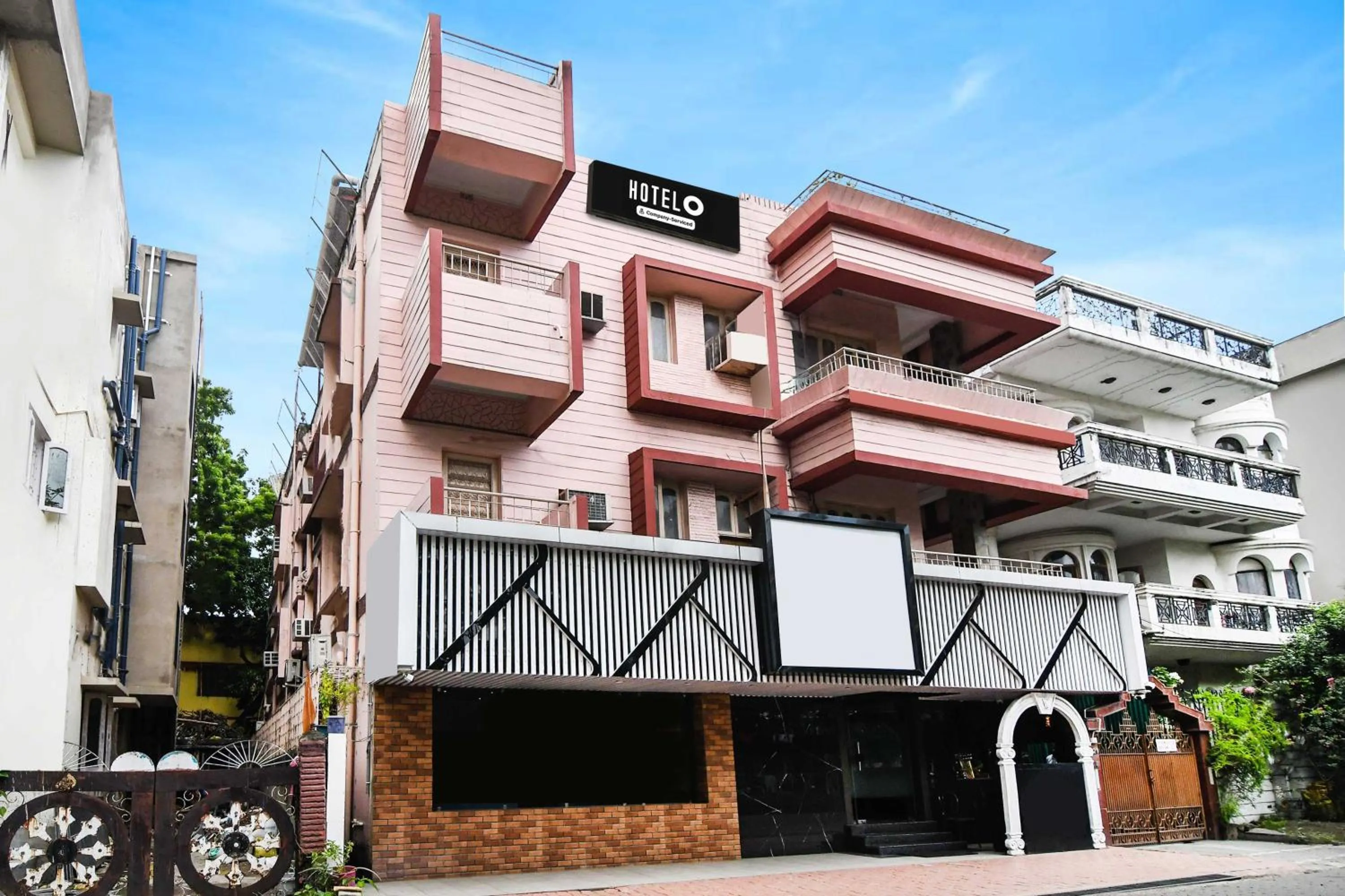 Facade/entrance in Hotel O Salt Lake Company Serviced