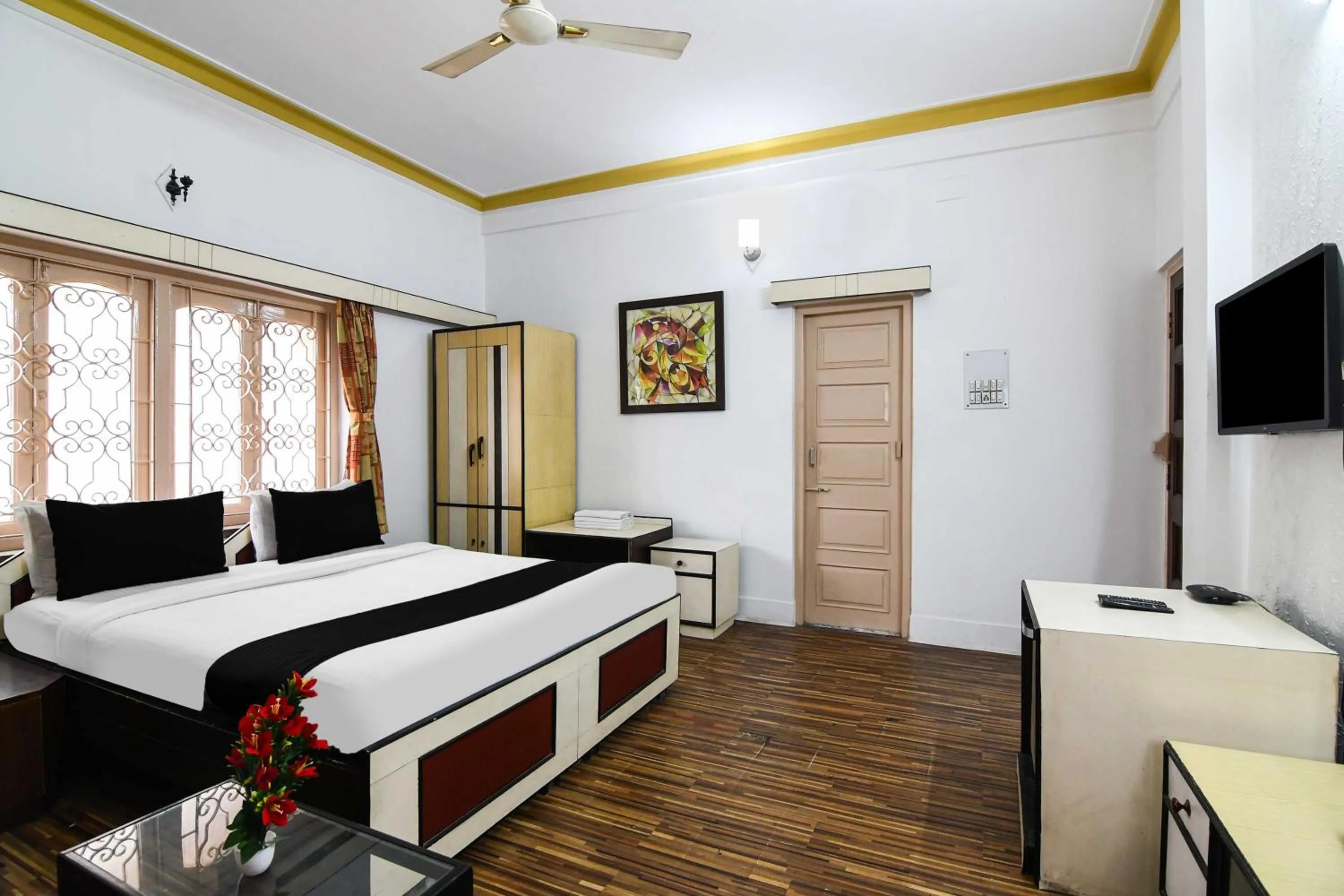 Bedroom, Bed in Hotel O Salt Lake Company Serviced