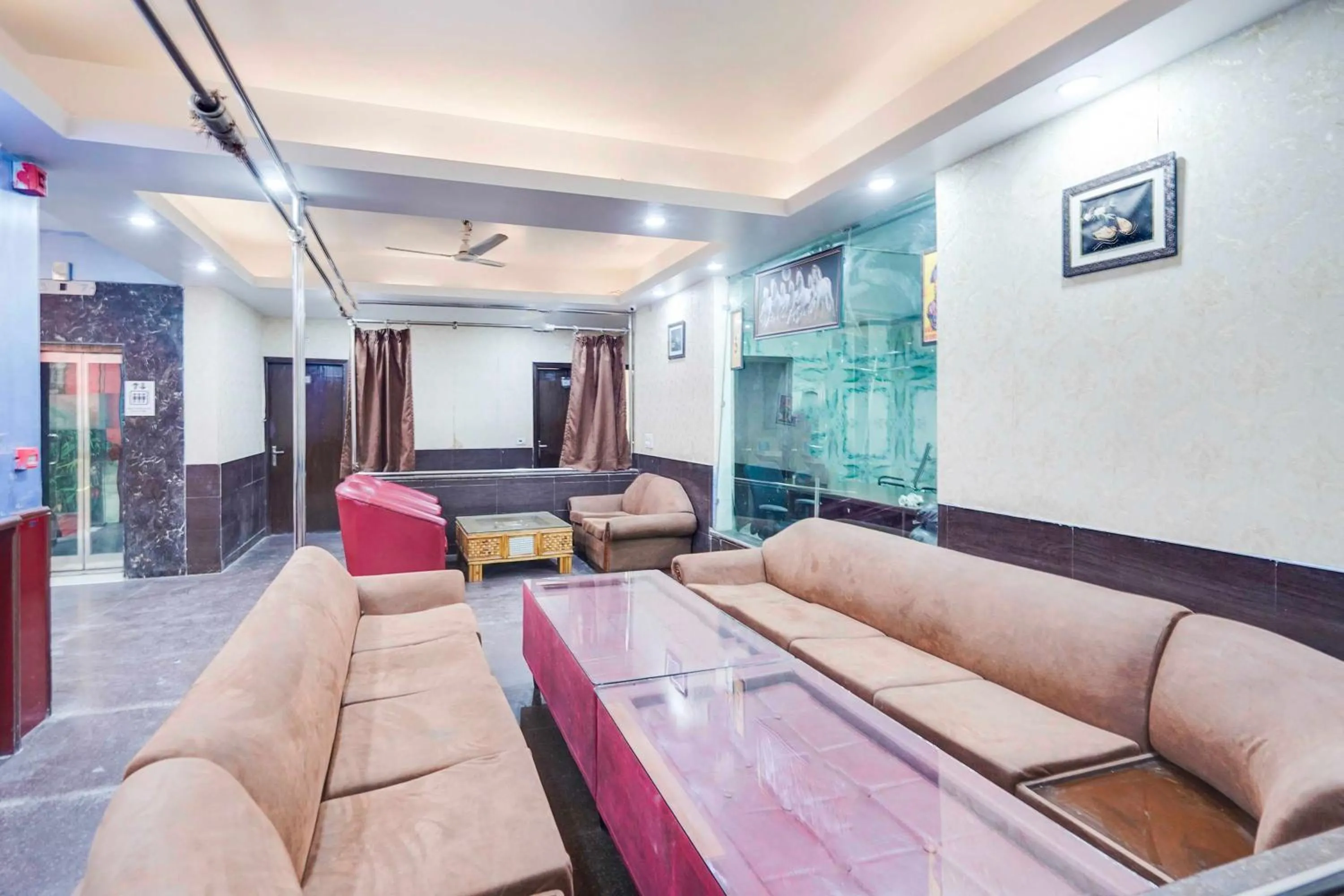 Collection O Maithli Marg Sector 55 Noida