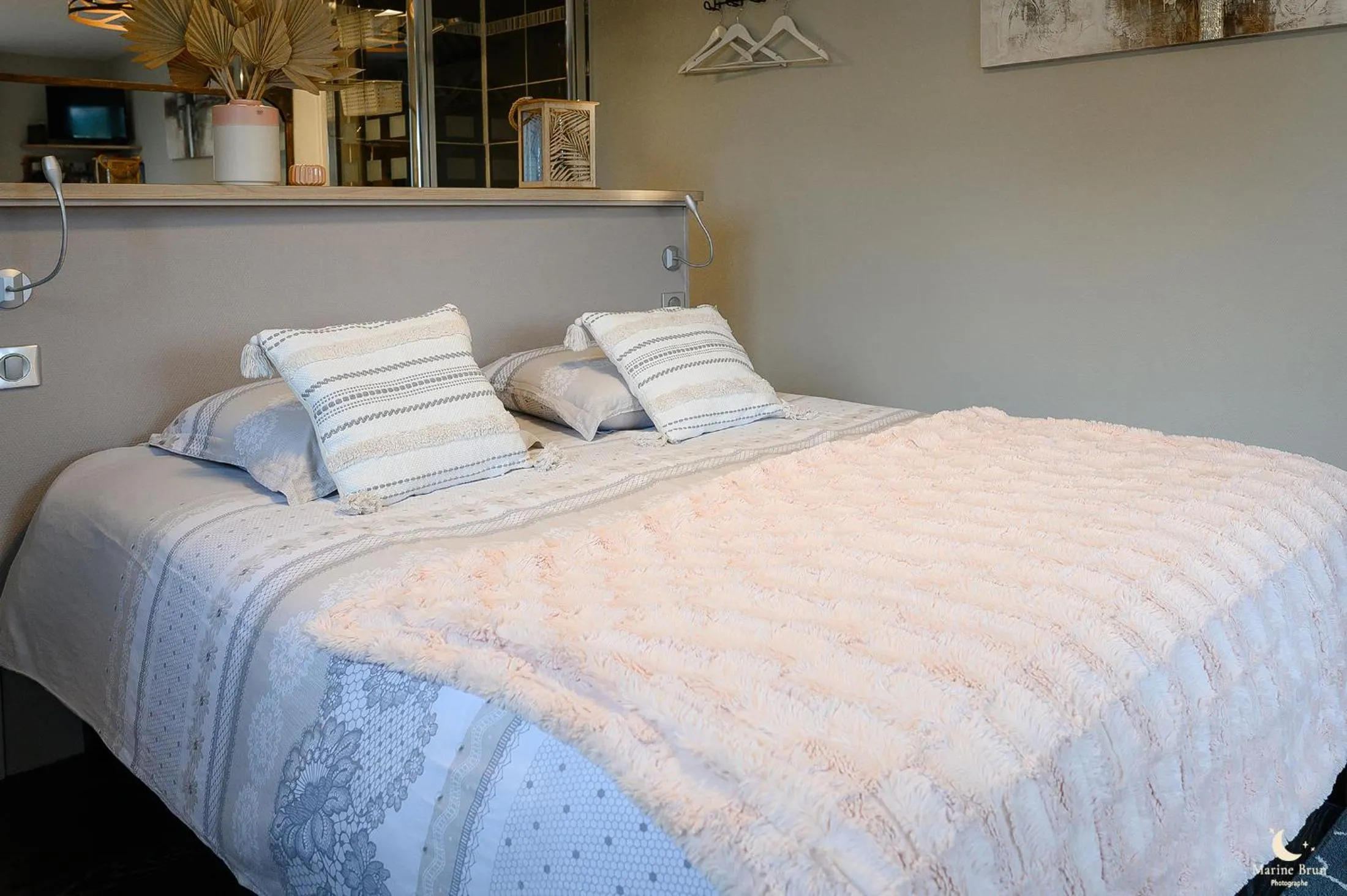 Bedroom in Les Pins Perdus