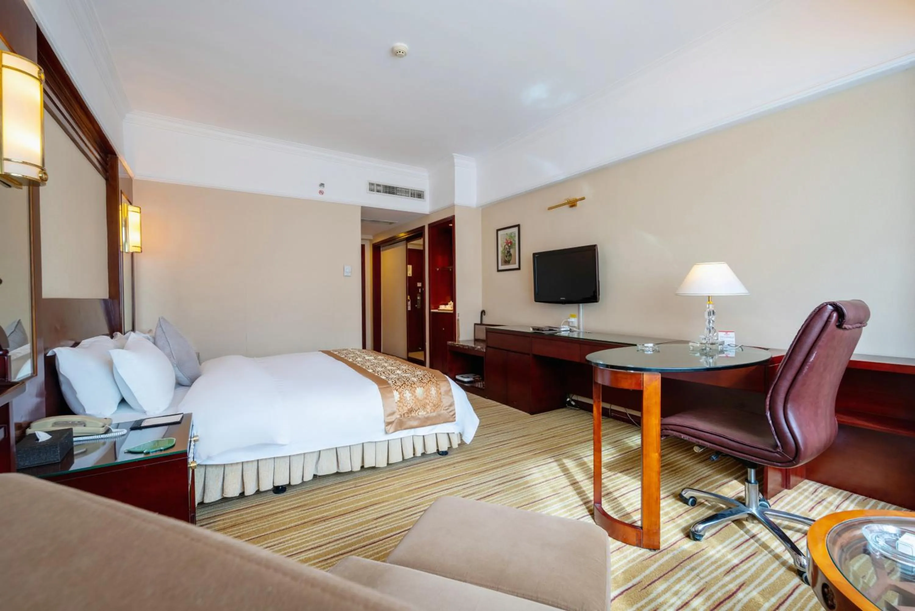 Photo of the whole room in Sunshine Holiday Hotel Fuzhou