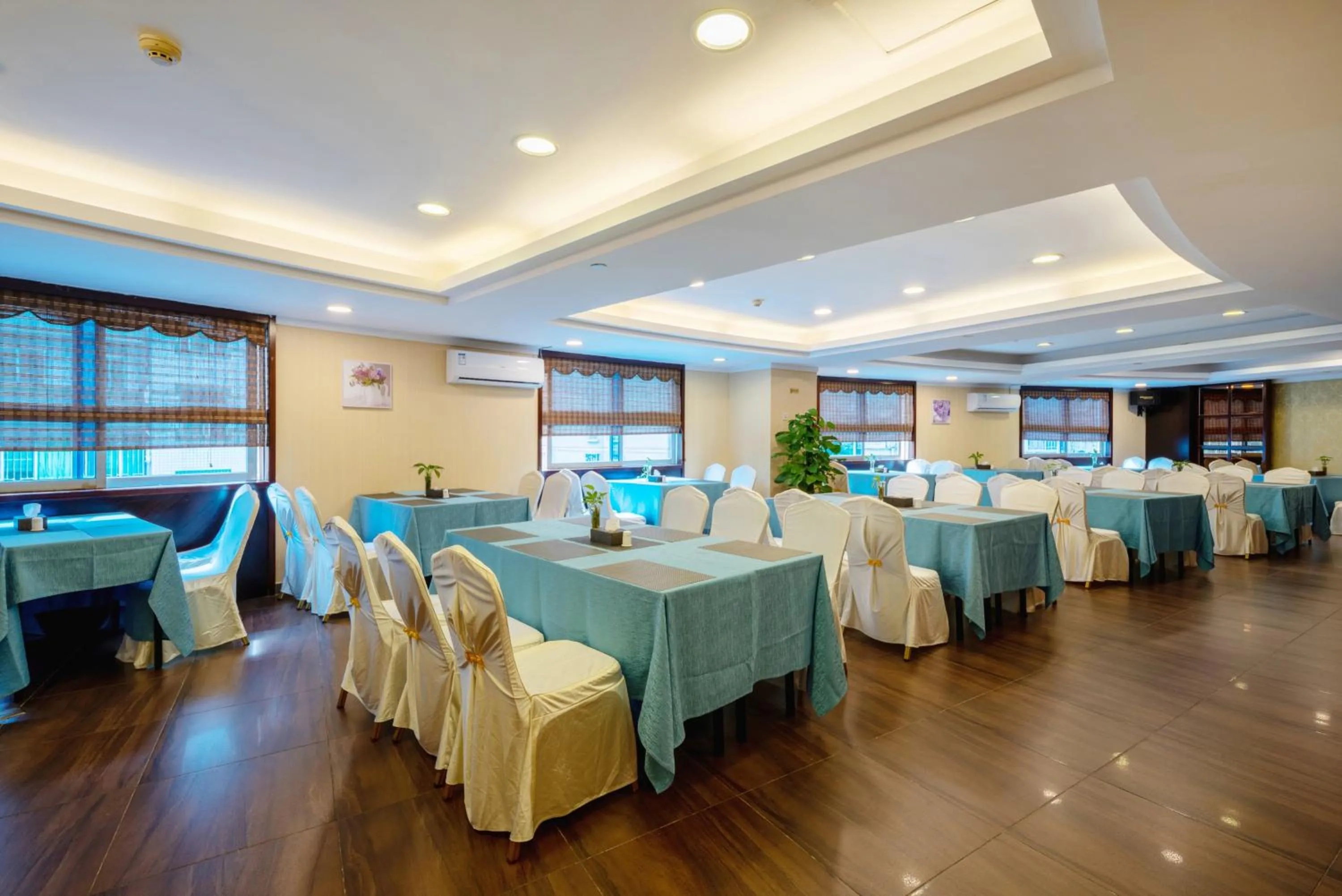 Breakfast in Sunshine Holiday Hotel Fuzhou