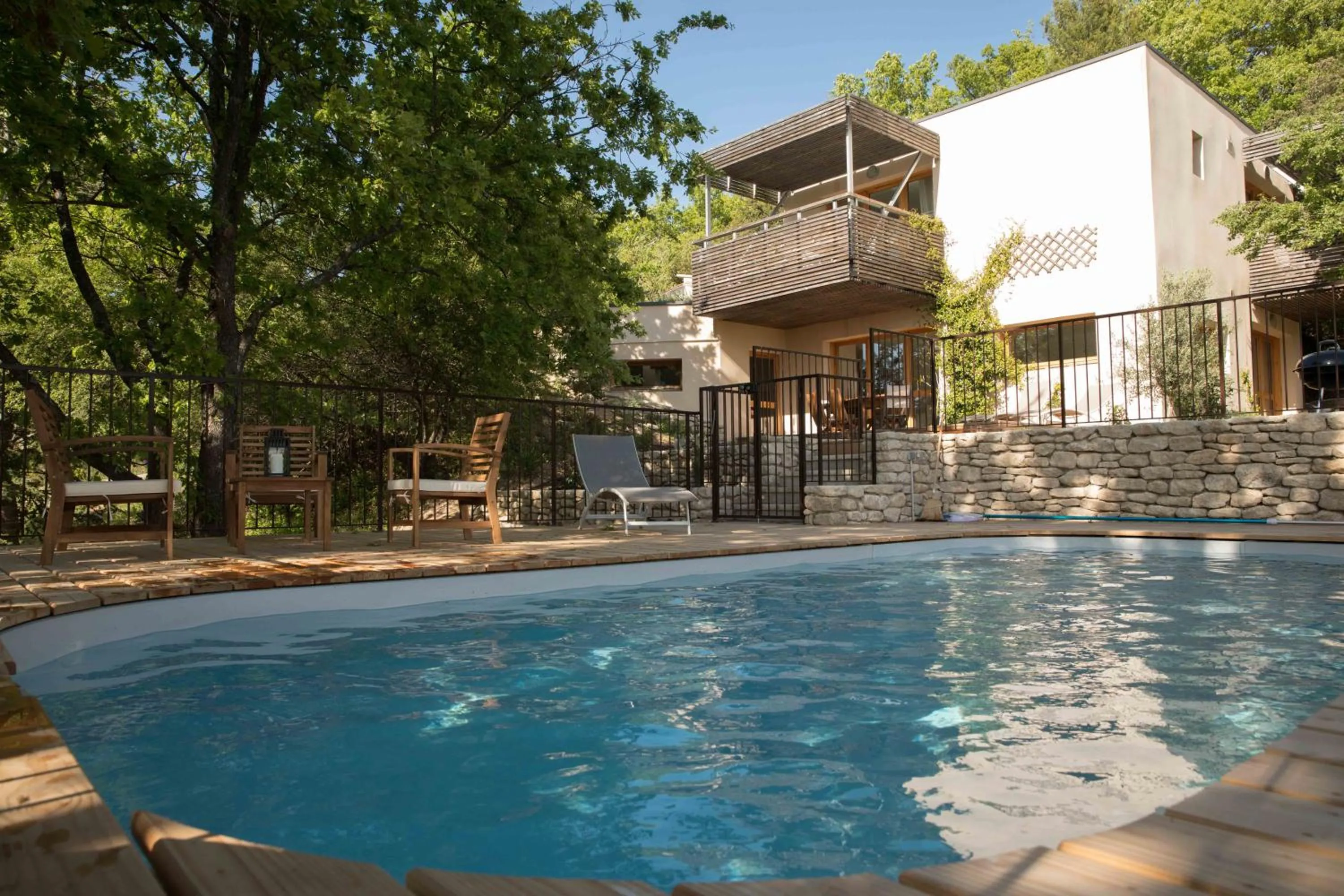 Swimming pool in La Source