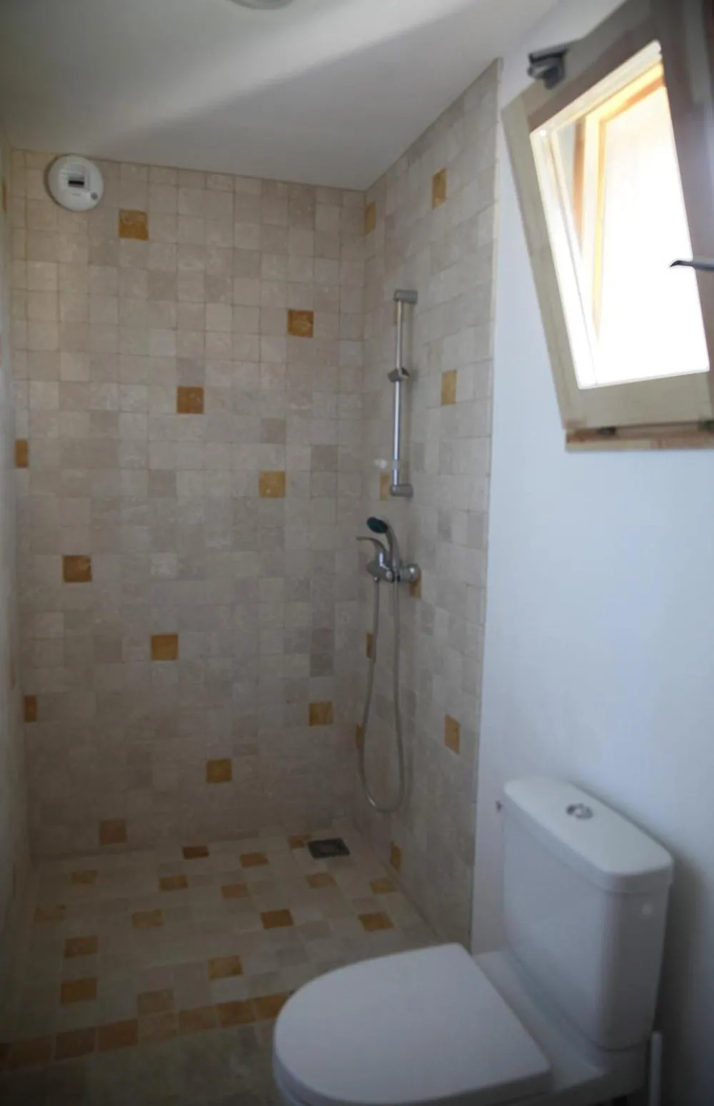 Shower in La Source