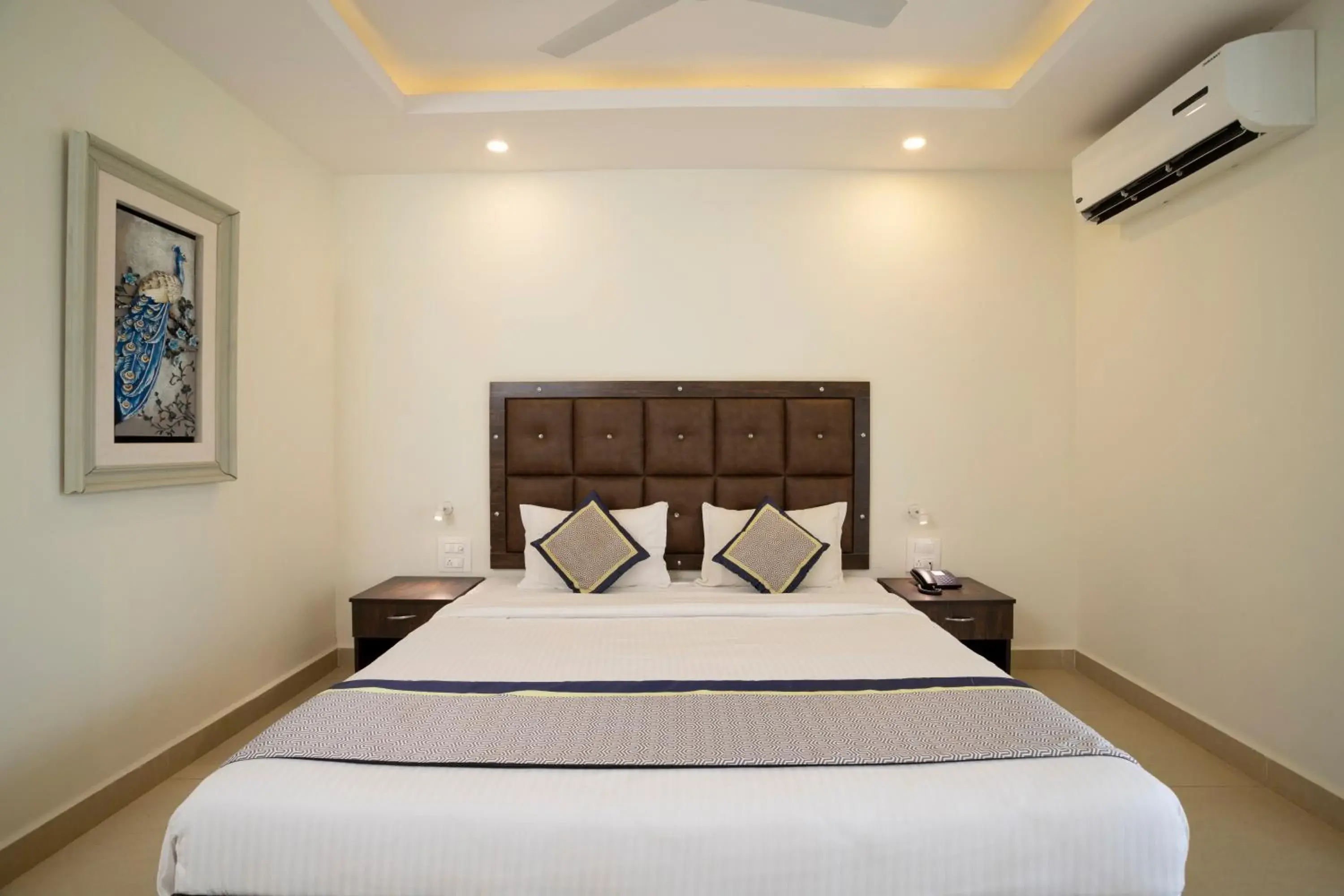 Premium Room with Partial Sea View in La Vaiencia Beach Resort, Morjim Premium Room with Partial Sea View in La Vaiencia Beach Resort, Morjim