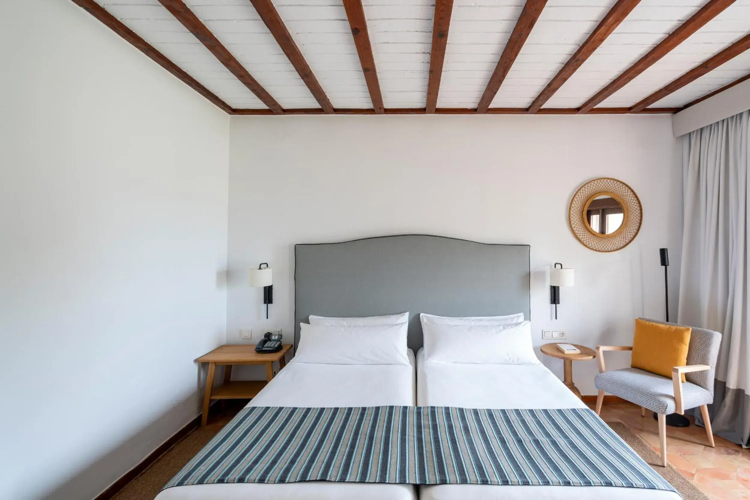 Double Room (2 Adults + 1 Child) in Parador de Mazagón Double Room (2 Adults + 1 Child) in Parador de Mazagón