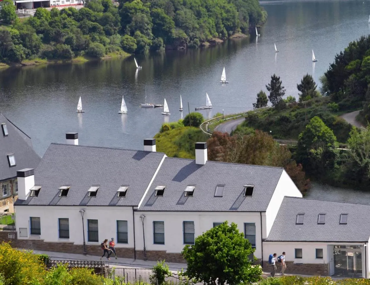 Property building in Hotel Ferramenteiro de Portomarin