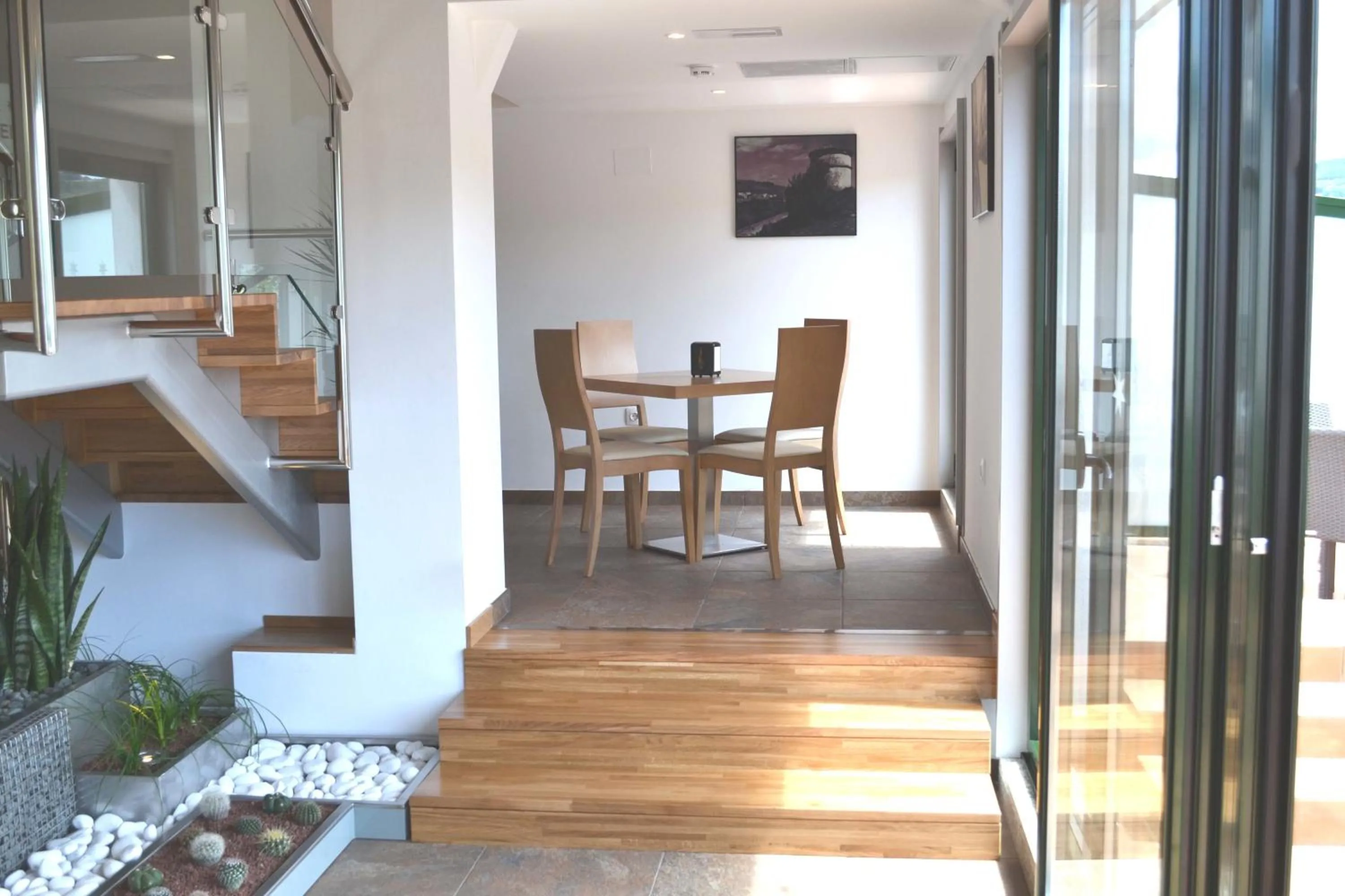 Dining area in Hotel Ferramenteiro de Portomarin