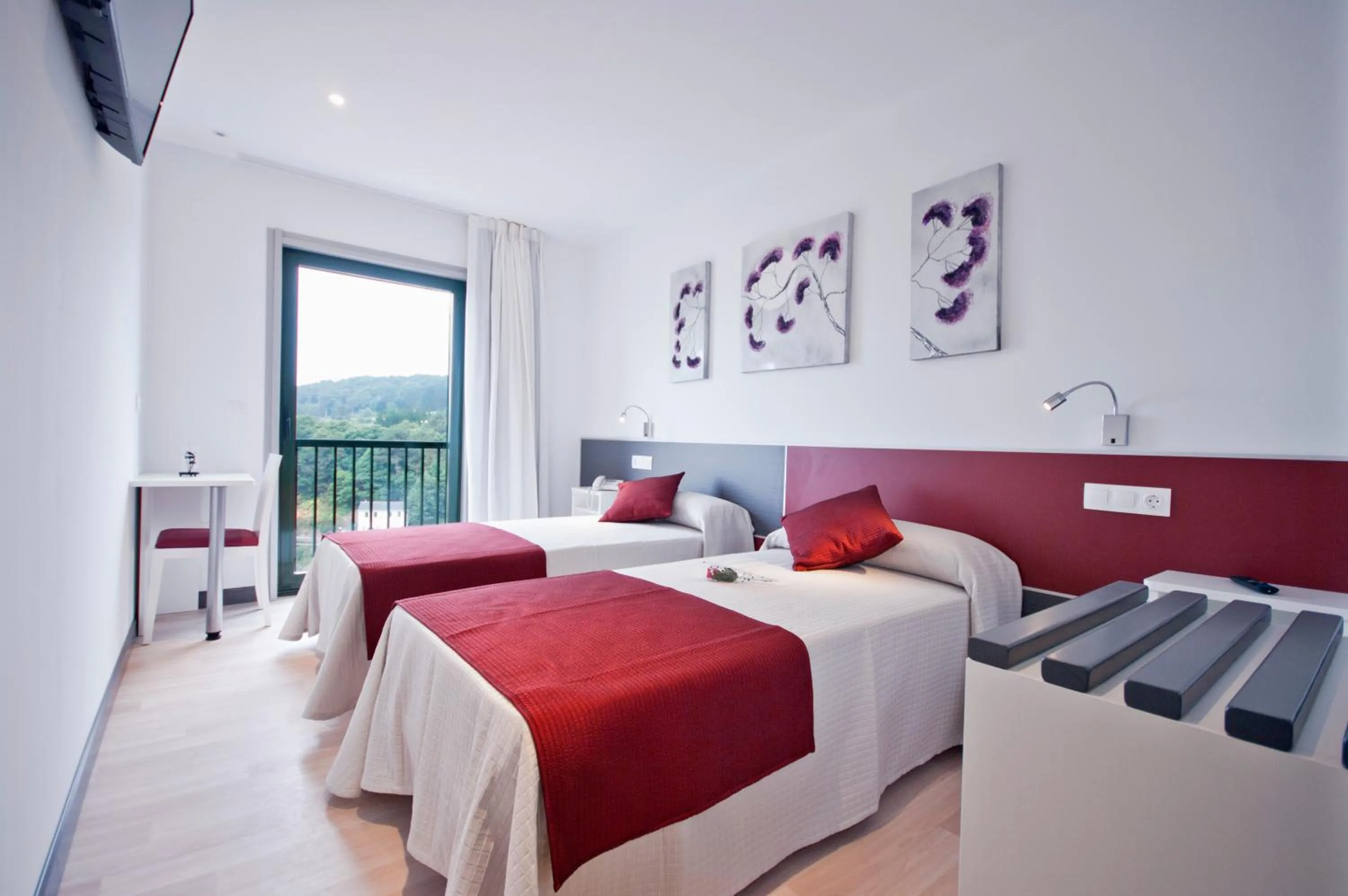 Bed in Hotel Ferramenteiro de Portomarin