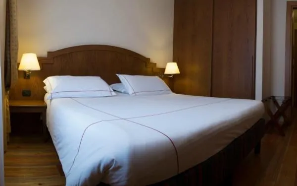 Bed in Cresta Et Duc Hotel