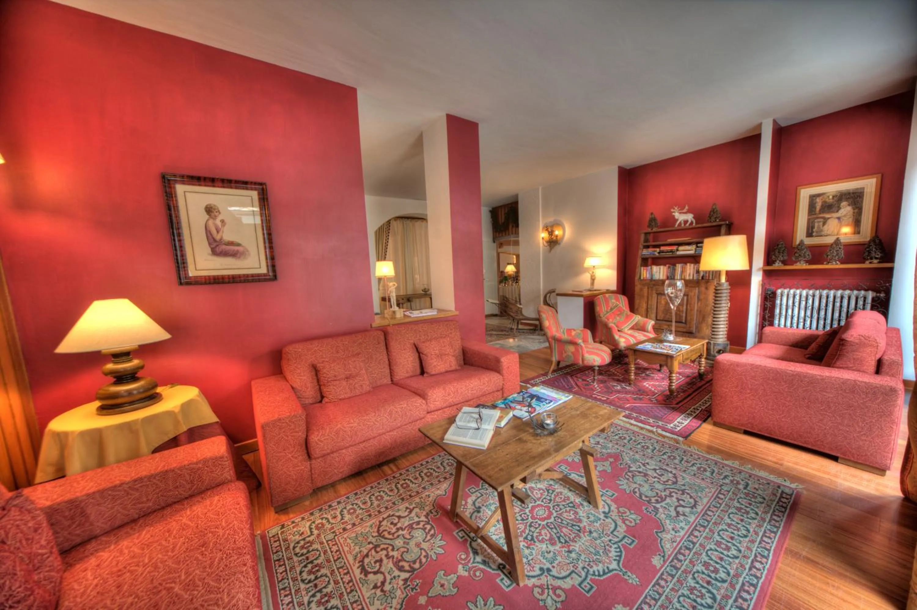 Lounge or bar in Cresta Et Duc Hotel