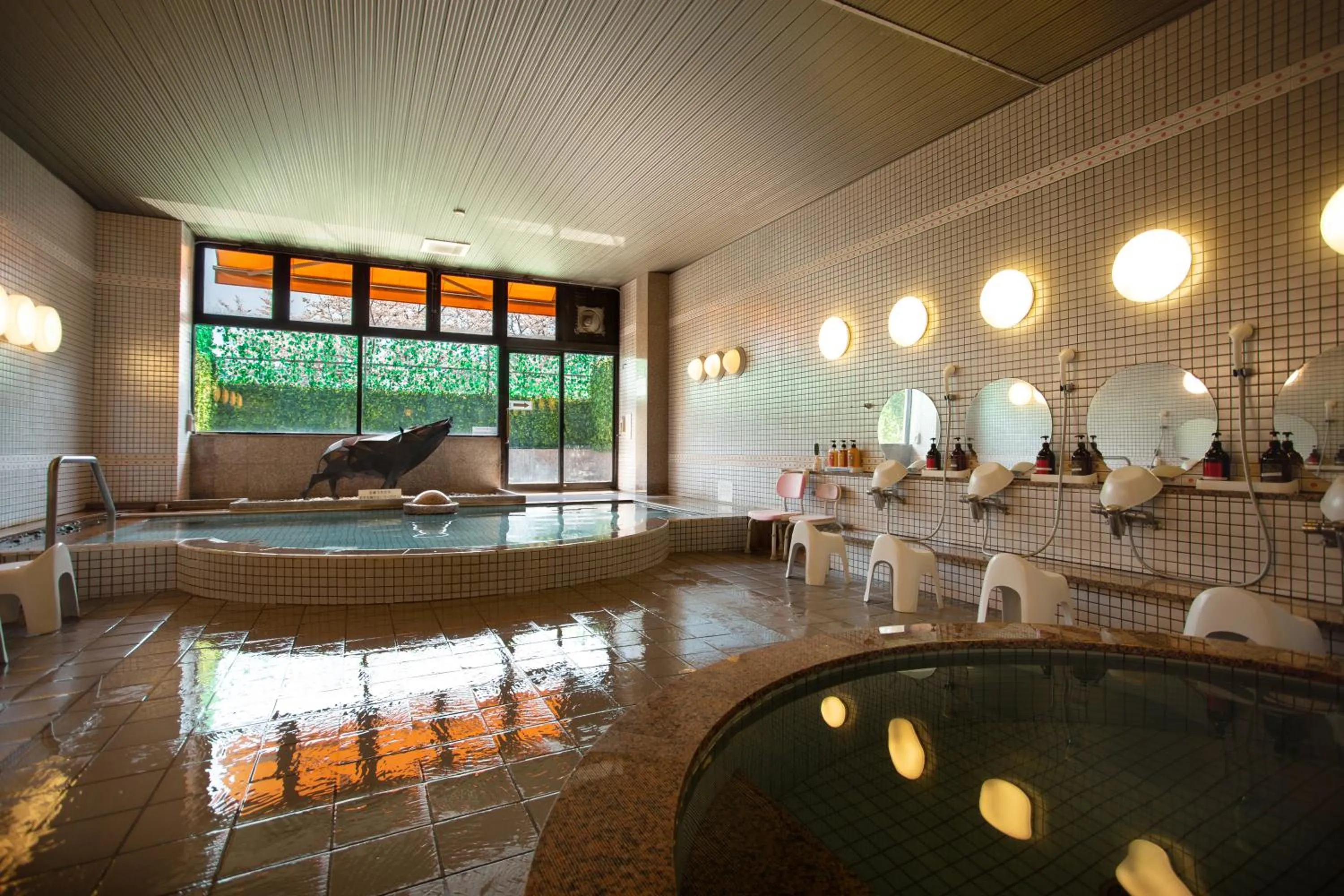 Public Bath in Hotel Second Stage