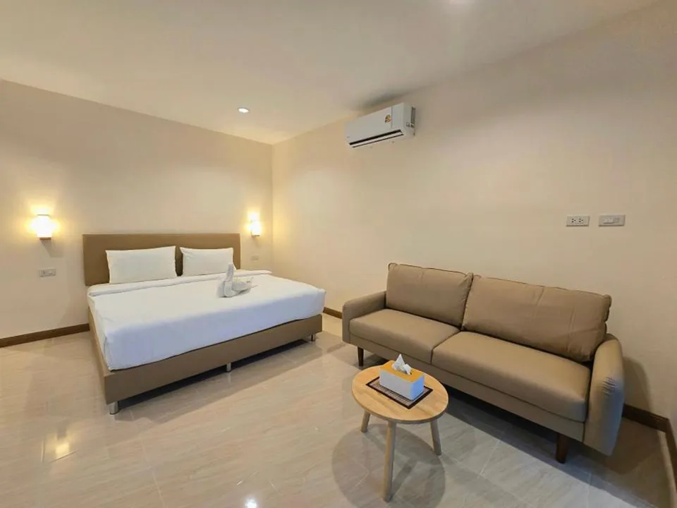 Bed in Kradan Beach Resort