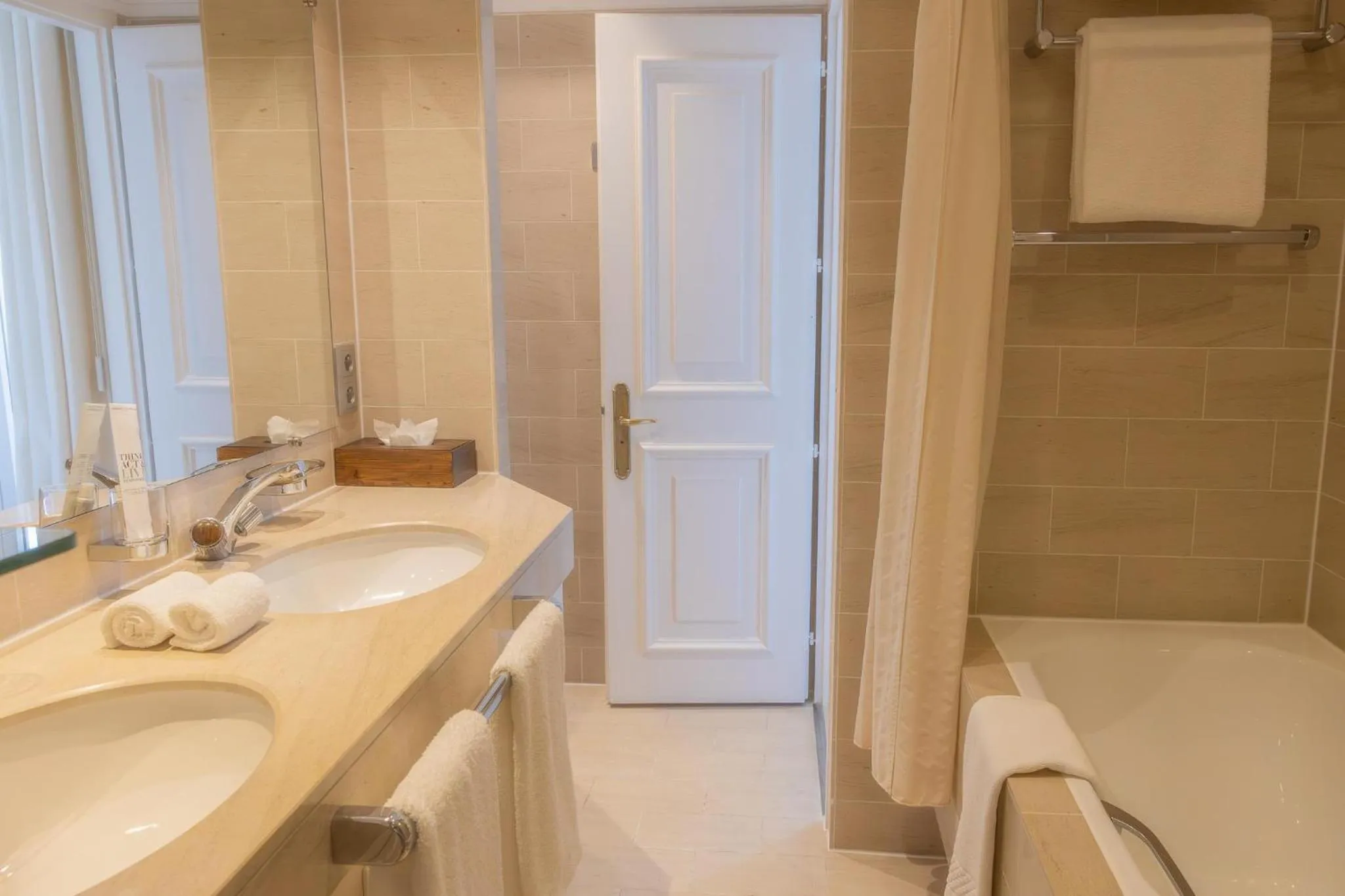 Bathroom in COMO Le Beauvallon - Golfe de Saint-Tropez