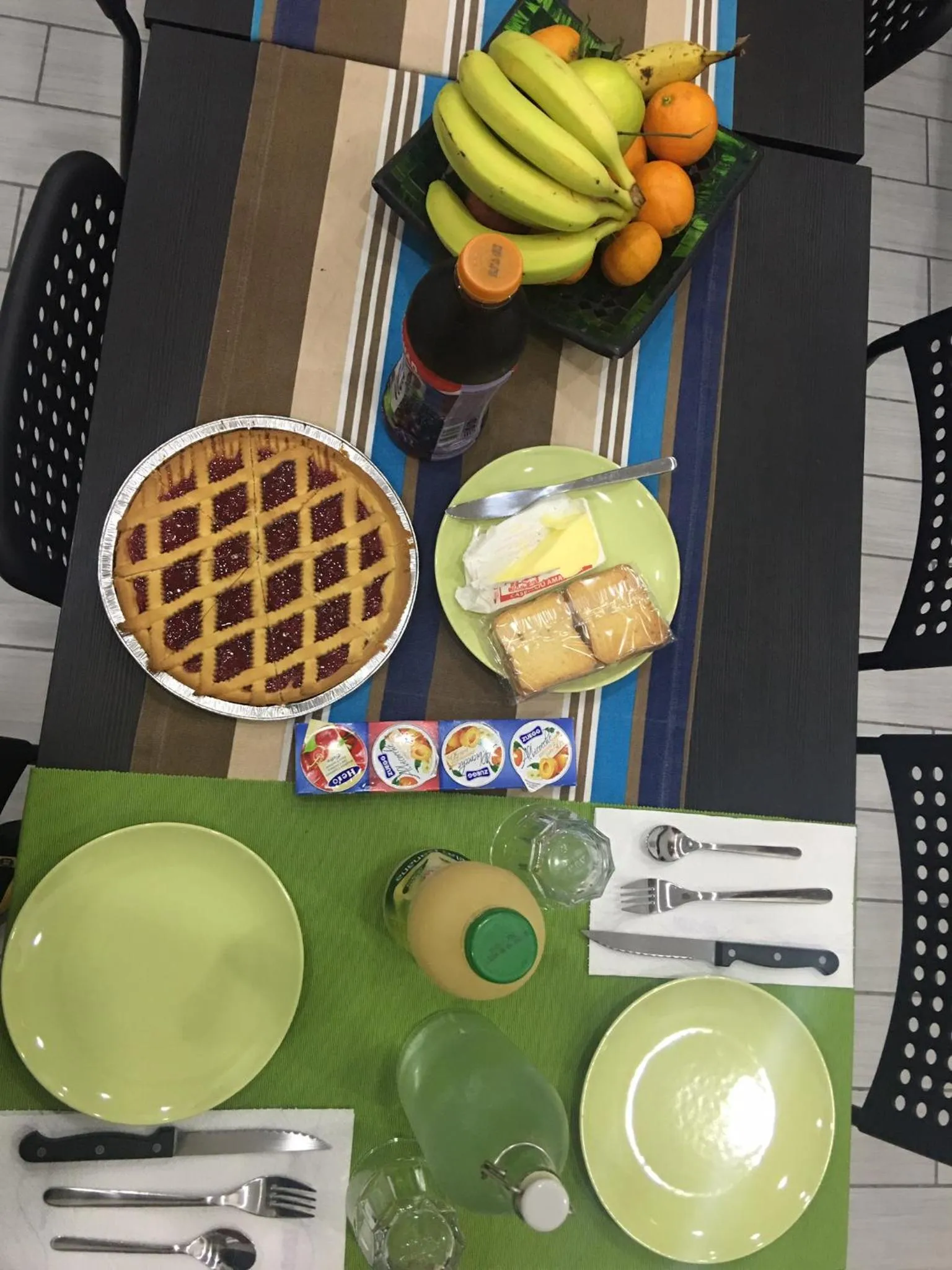 Food in Top Floor Rentrooms Napoli