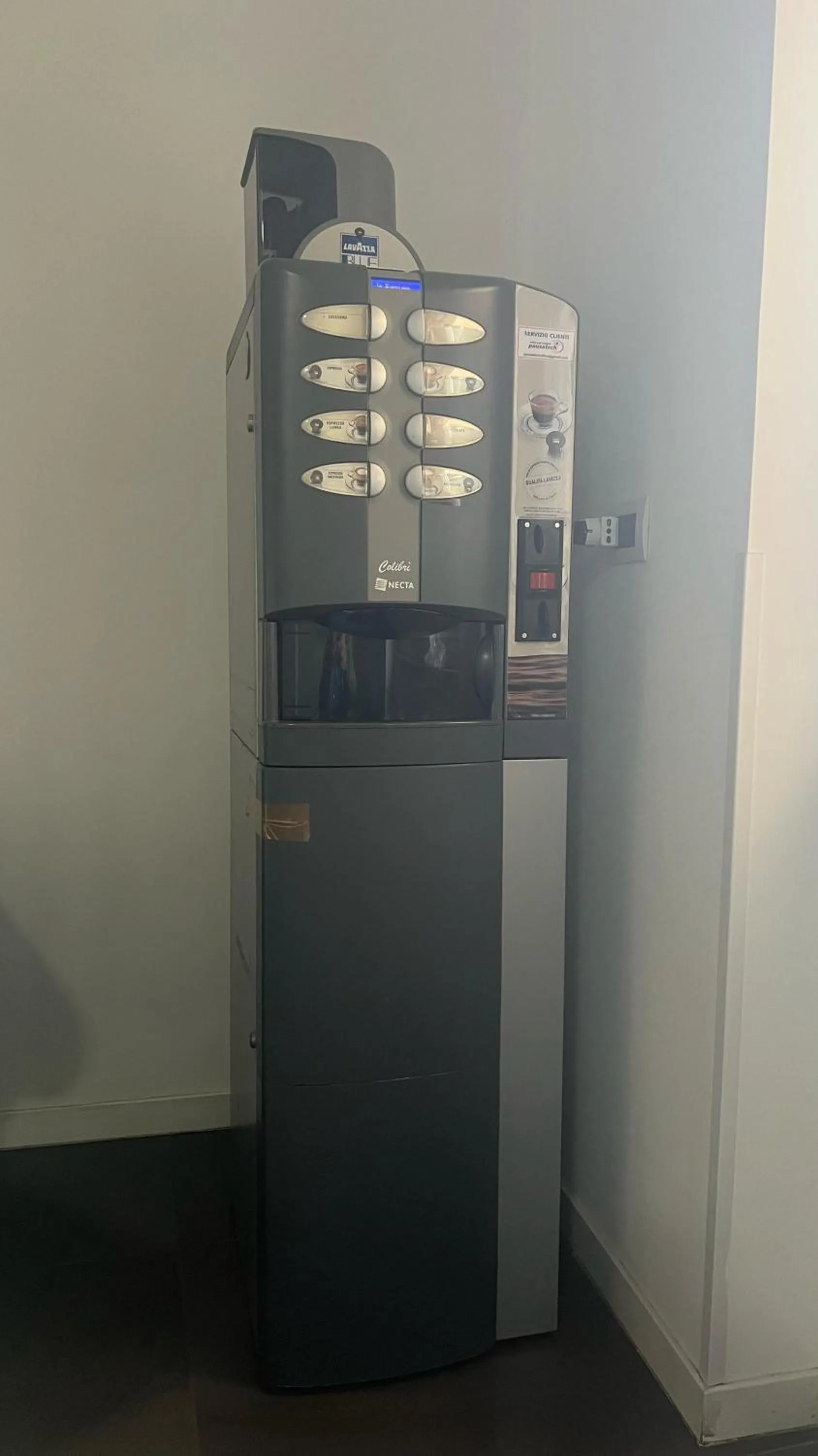 Coffee/tea facilities in Top Floor Rentrooms Napoli