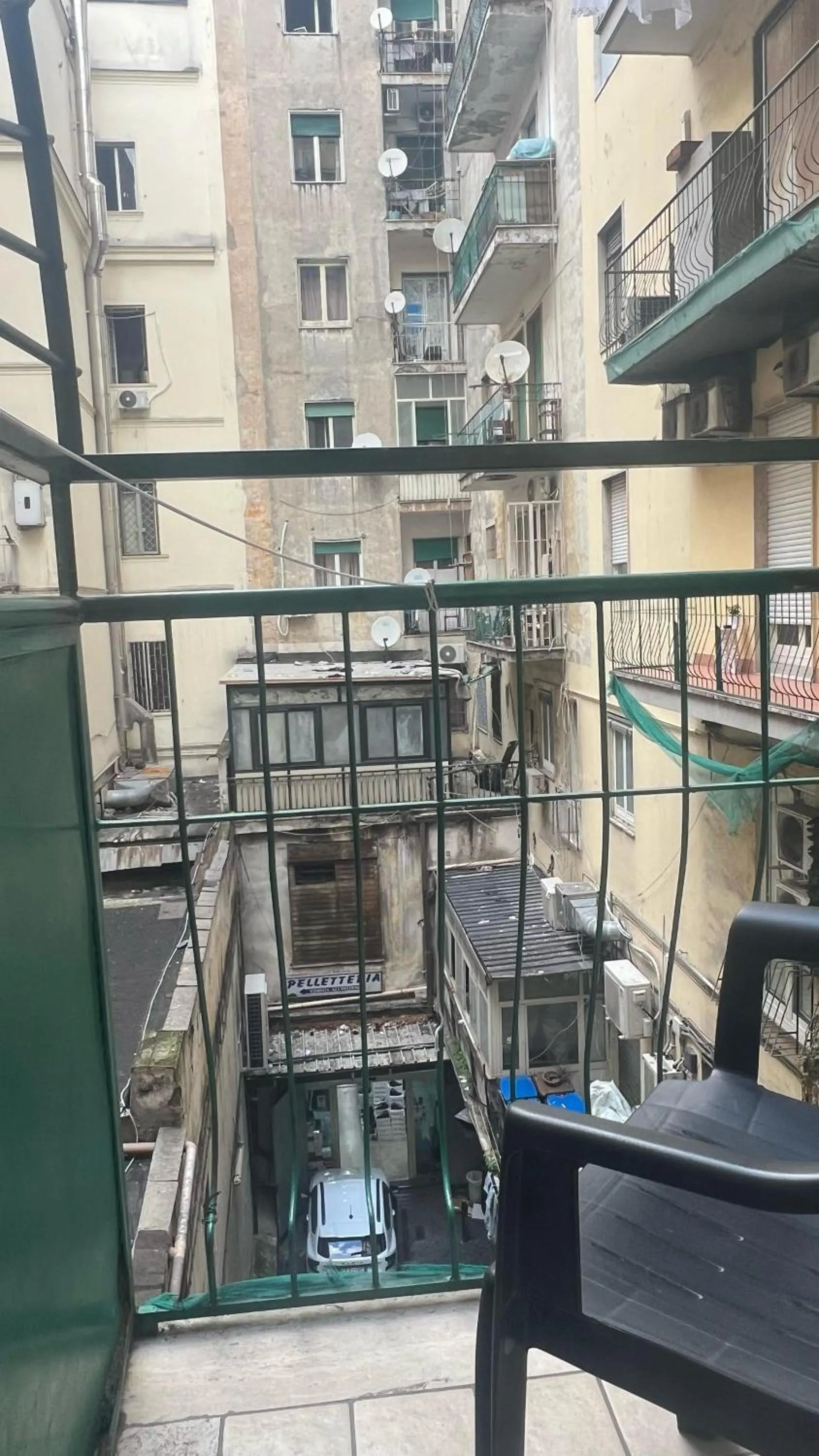 Balcony/Terrace in Top Floor Rentrooms Napoli