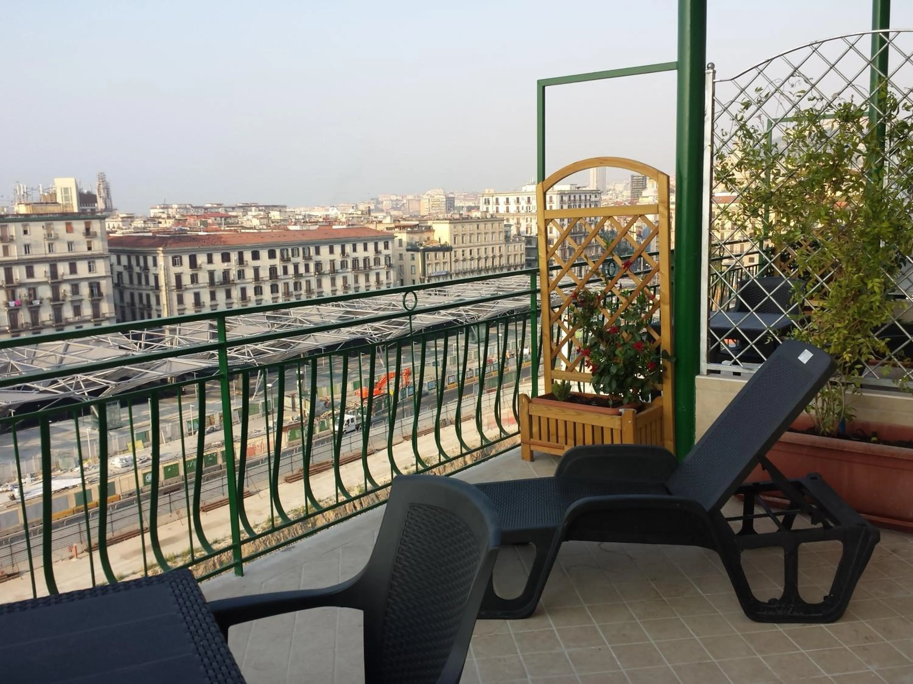 Day in Top Floor Rentrooms Napoli