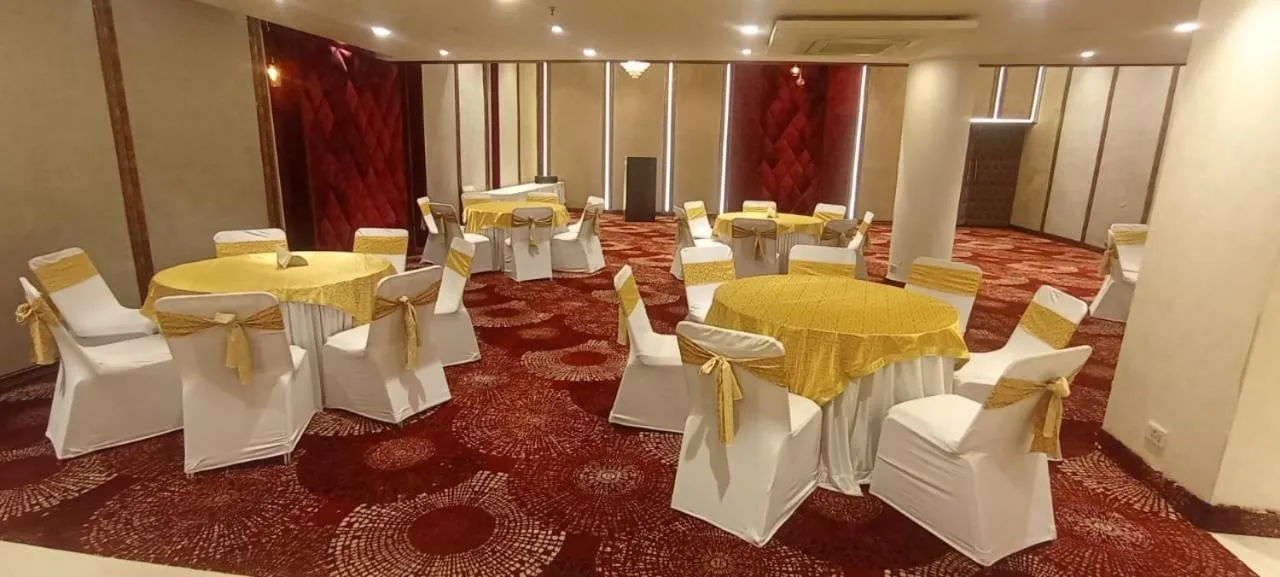 Banquet/Function facilities in Hotel The Radiant Star