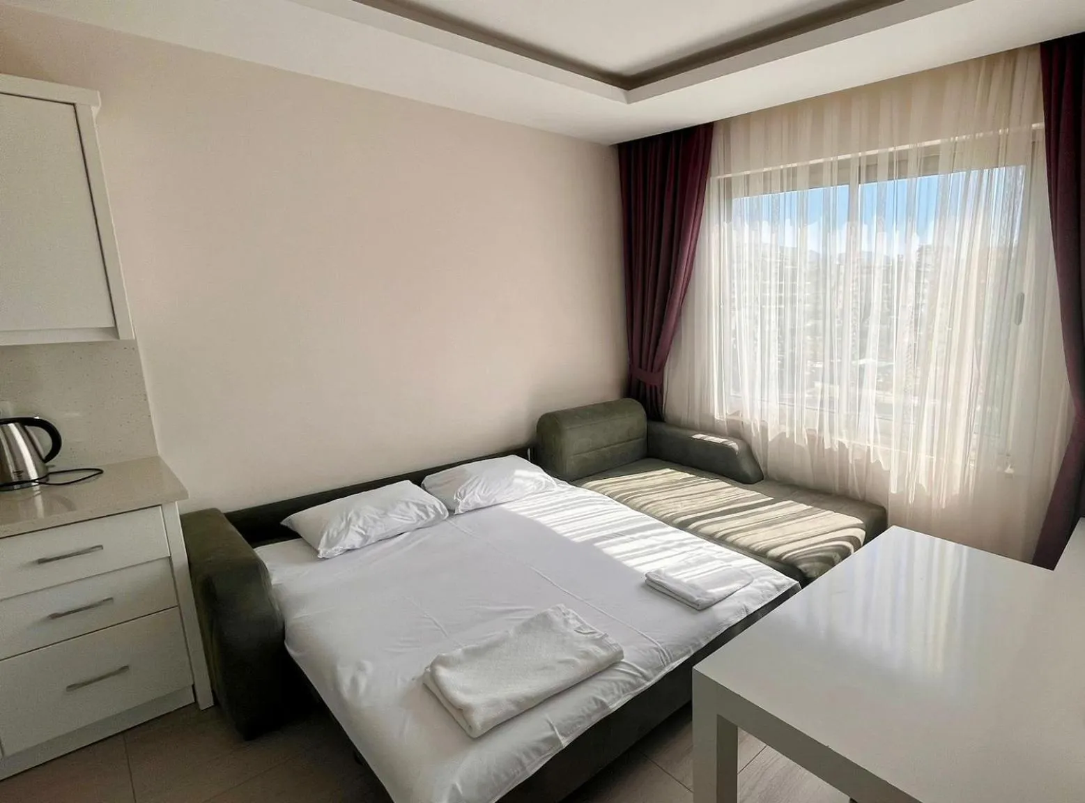 One-Bedroom Apartment in Graf Victor Apart Hotel