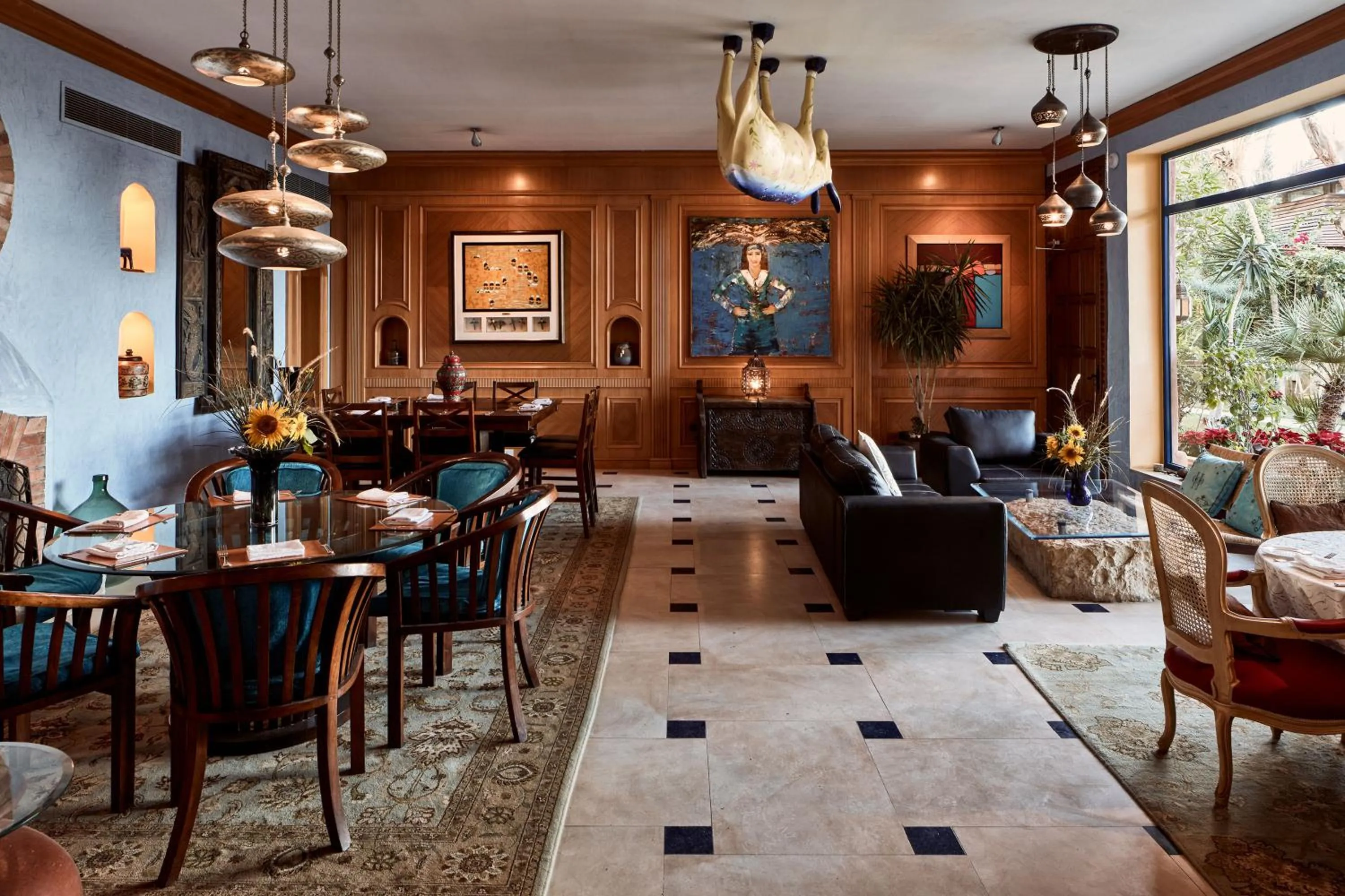 Restaurant/places to eat in Lazib Inn Resort & Spa