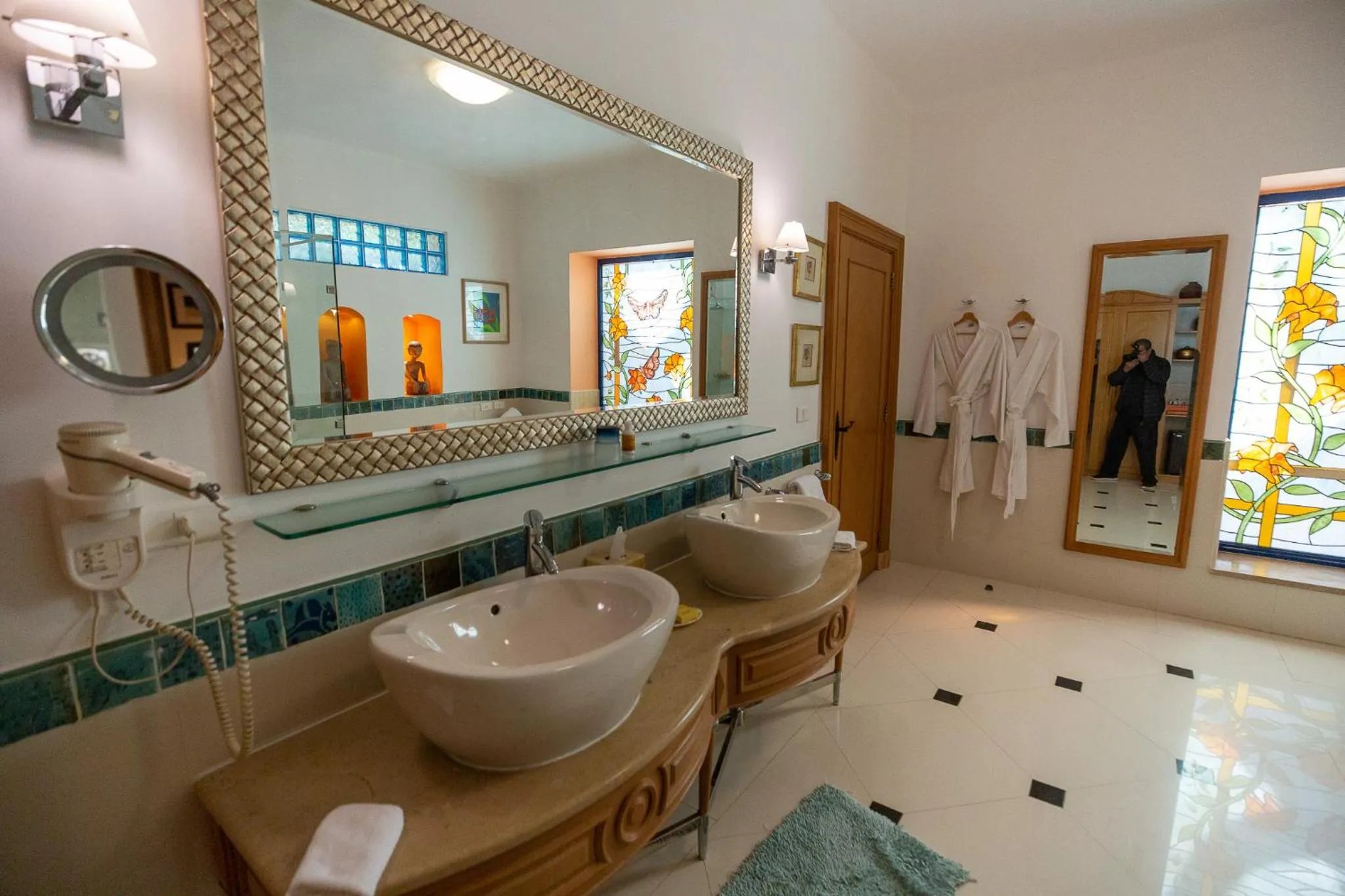 Bathroom in Lazib Inn Resort & Spa