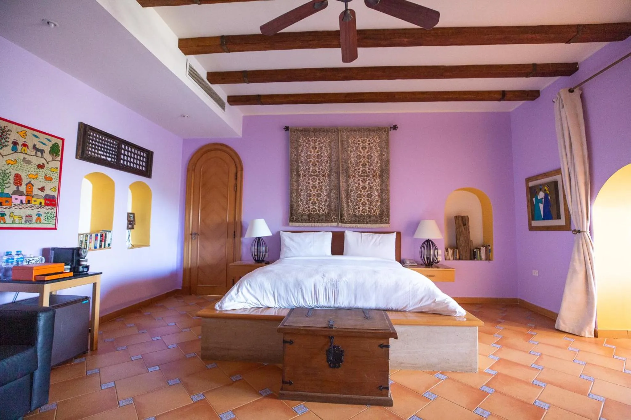 Bed in Lazib Inn Resort & Spa