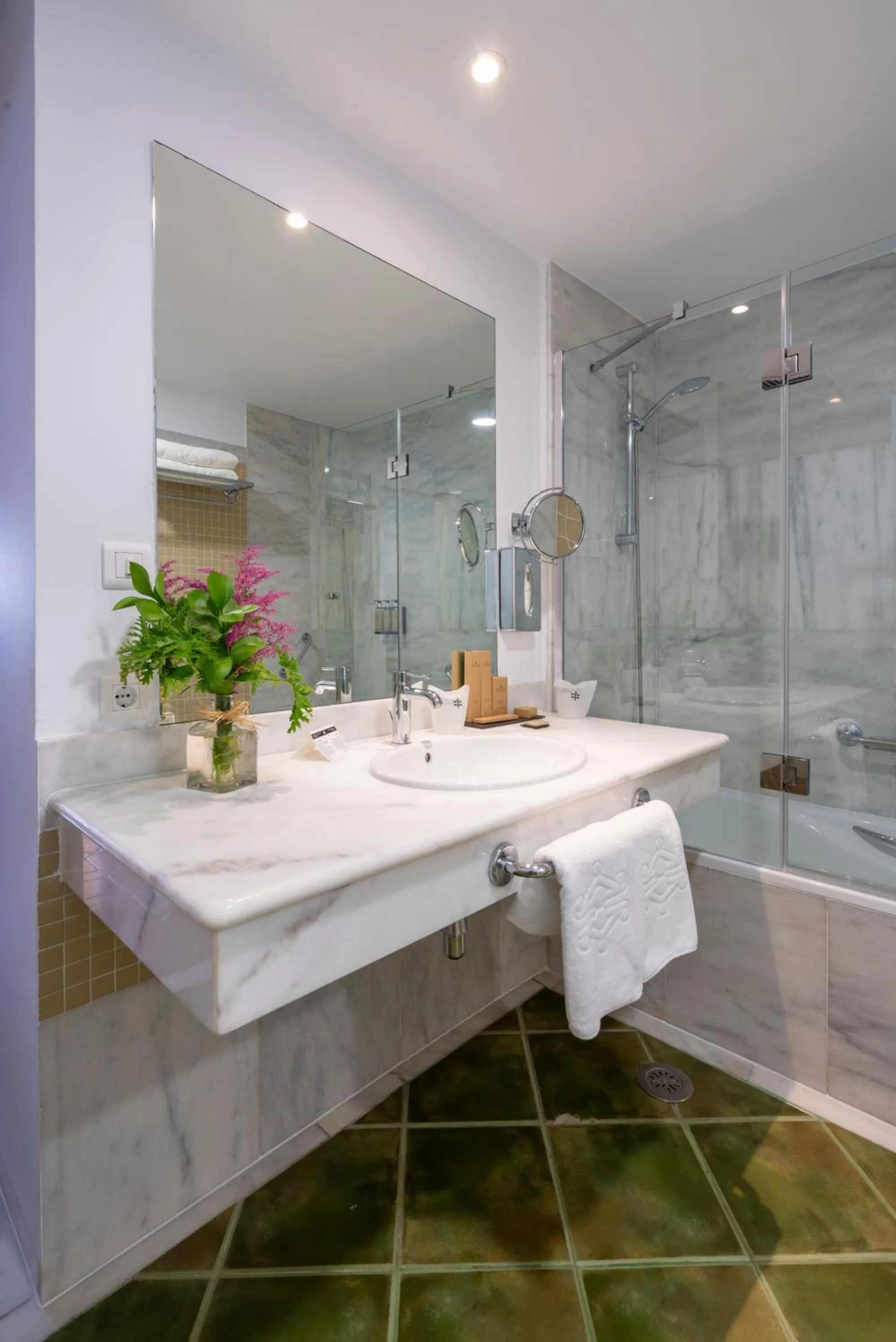 Bathroom in Parador de Nerja