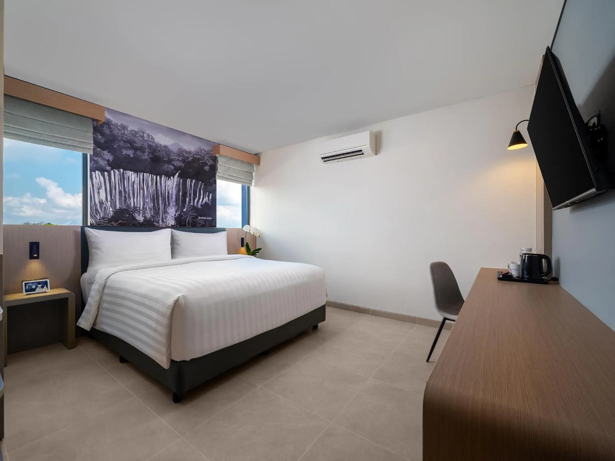 Bedroom, Bed in Aston Inn Lumajang - East Java