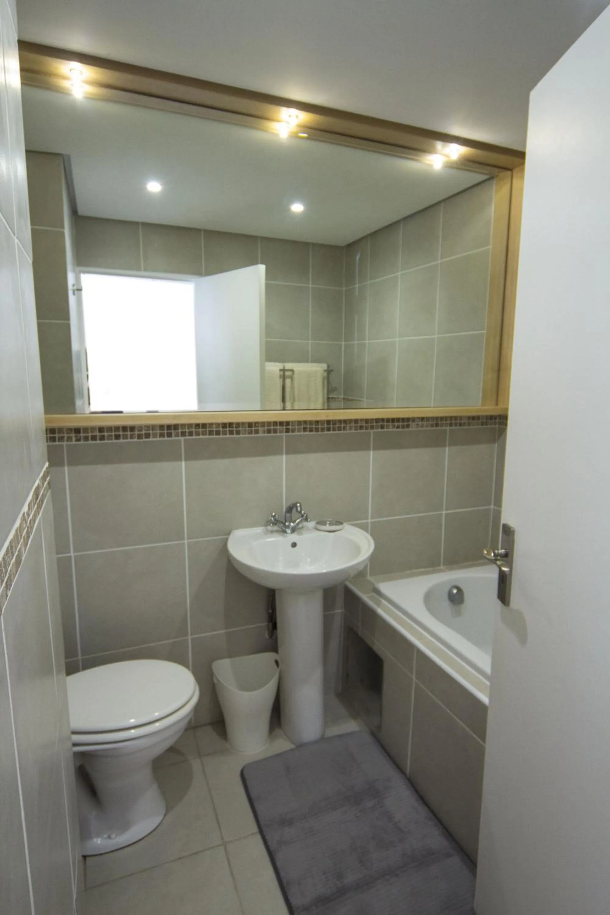 Bathroom in 14 The Shades - by Stay in Umhlanga