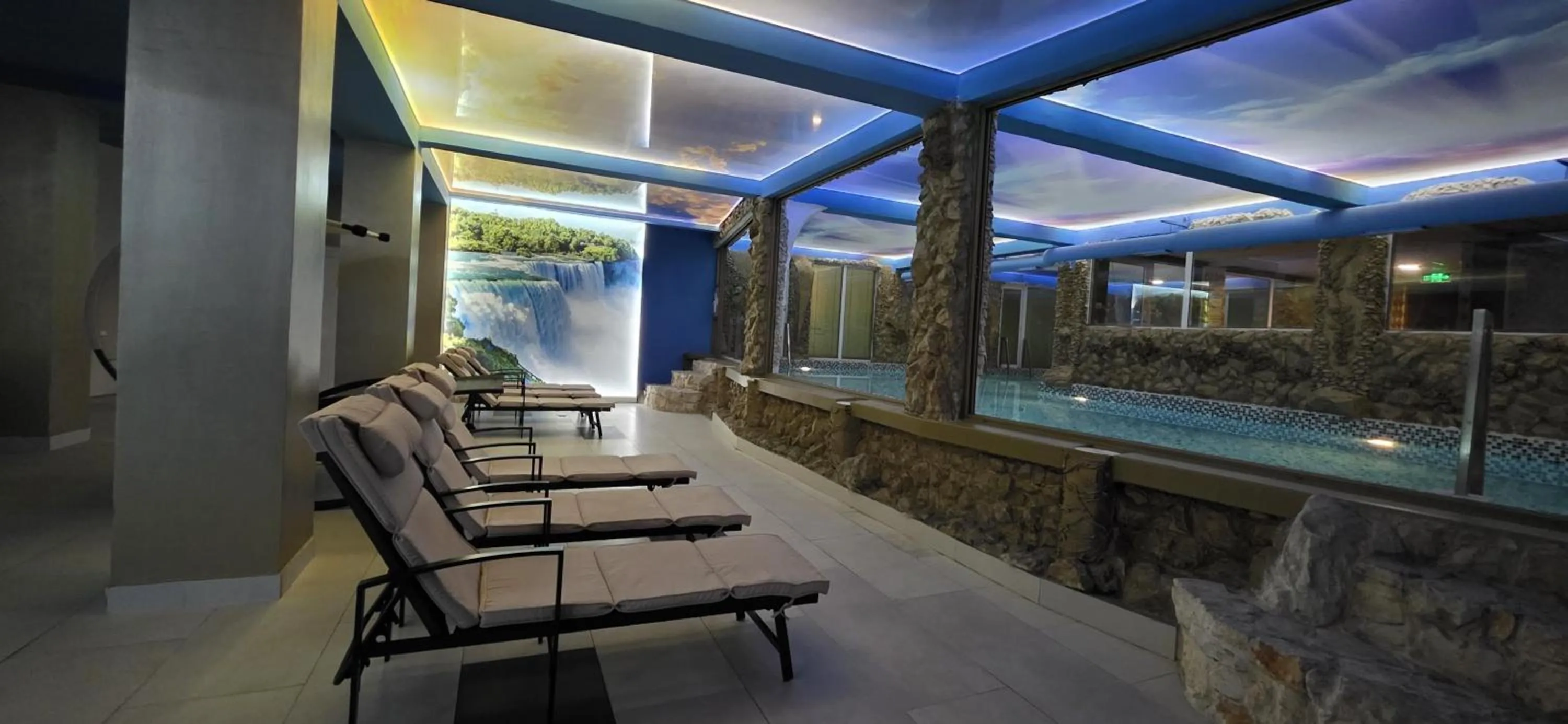 Bali Colosseum Hotel