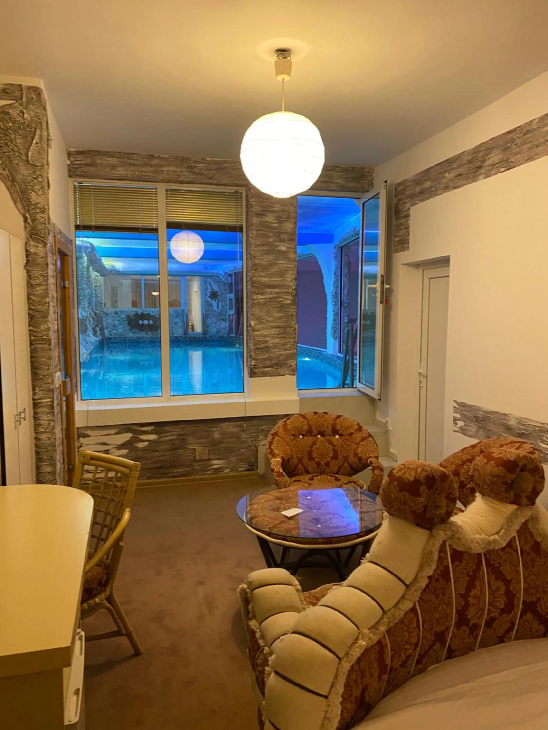 Bali Colosseum Hotel