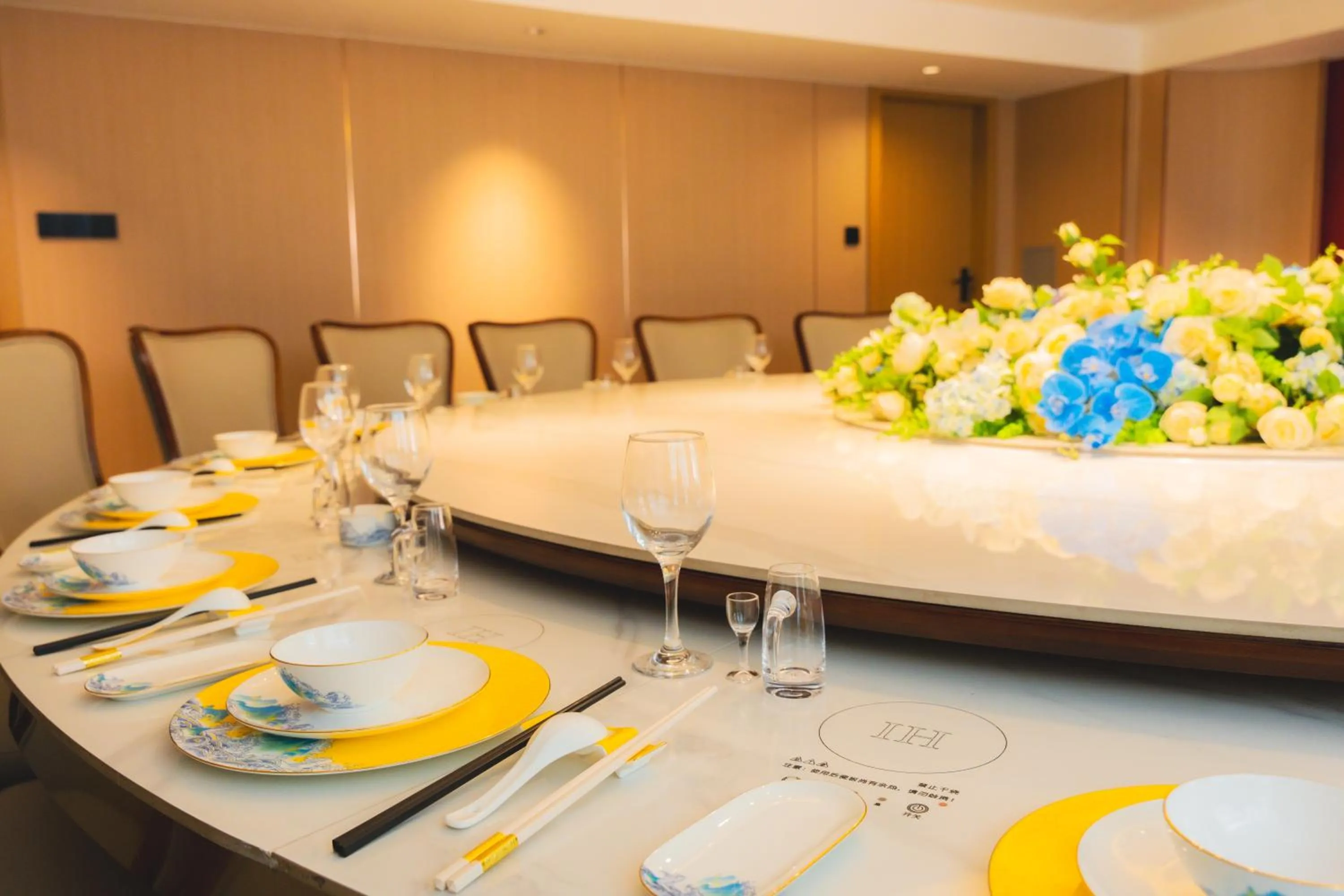 Food and drinks in Jiuding Joy Hotel