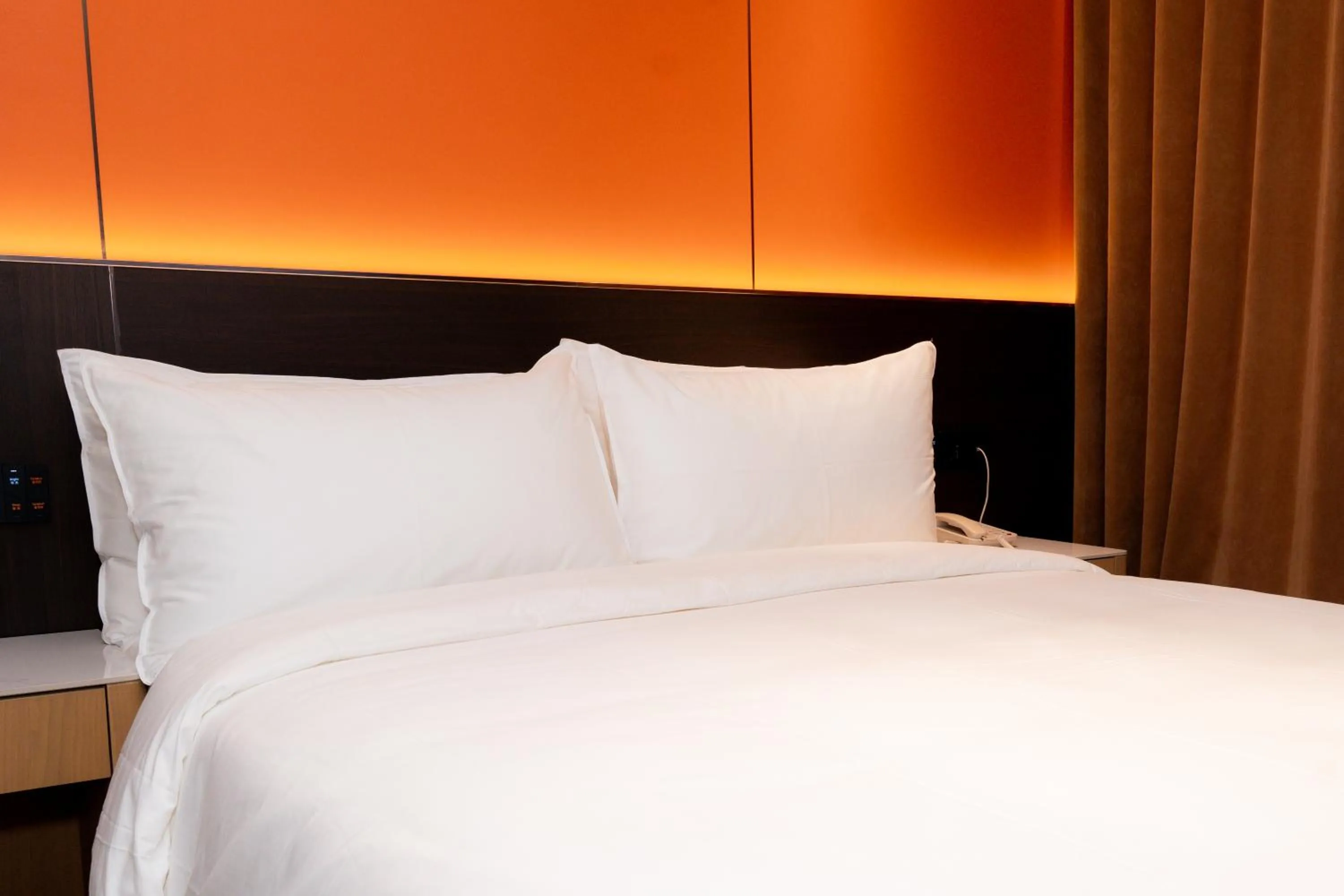 Bed in Jiuding Joy Hotel