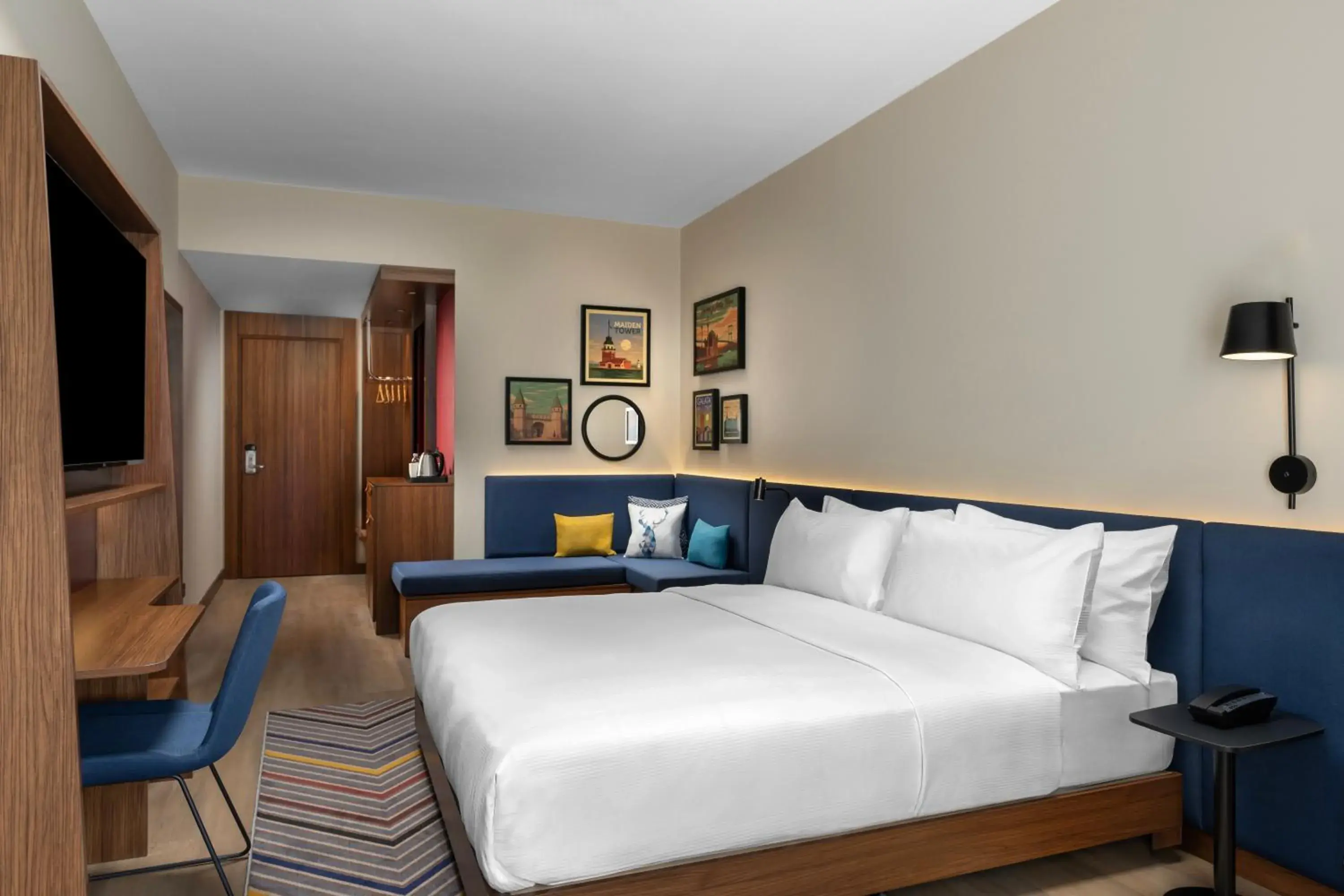 King Room with Sofa Bed in Hampton By Hilton Istanbul Sisli King Room with Sofa Bed in Hampton By Hilton Istanbul Sisli