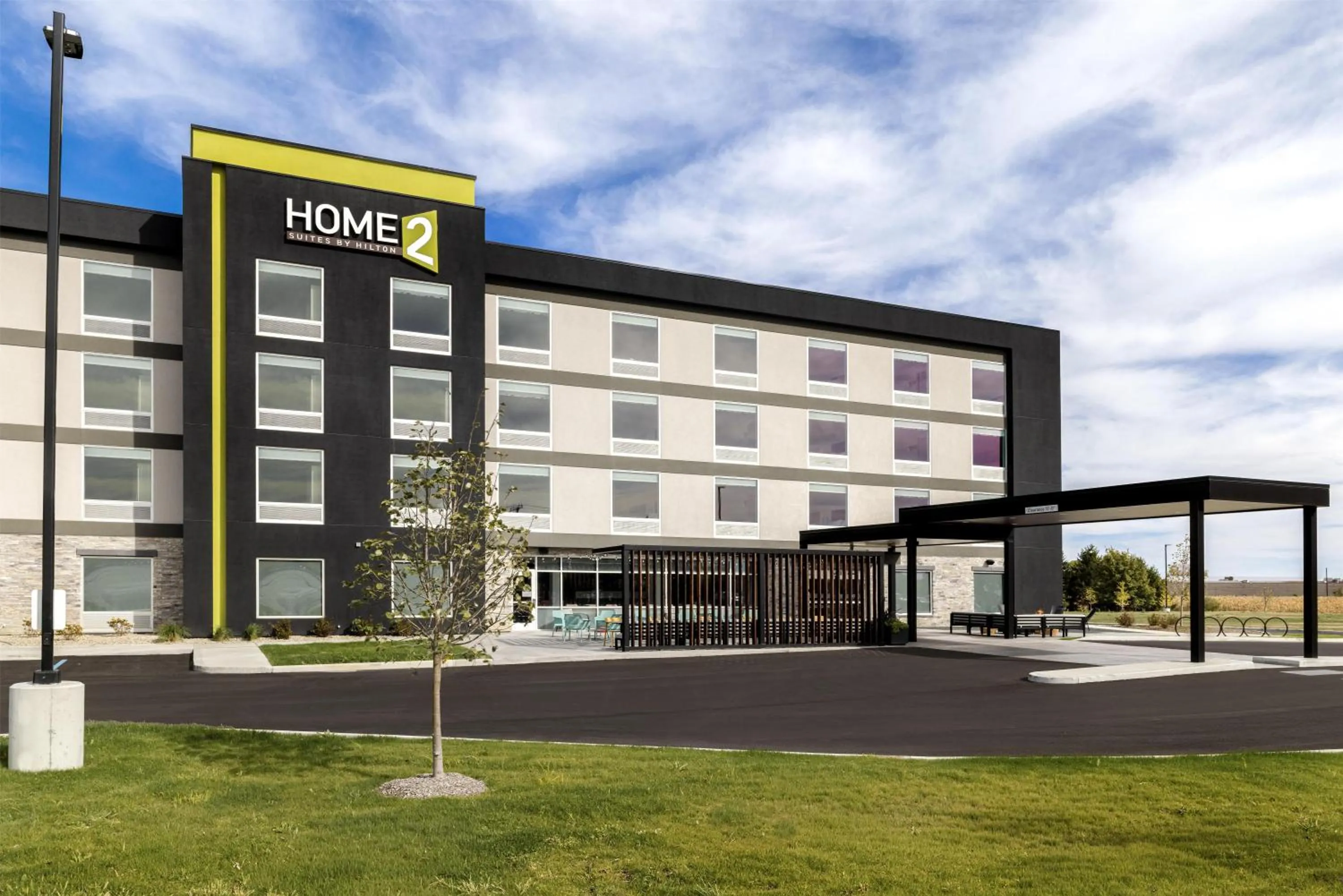 Property building in Home2 Suites By Hilton Muncie