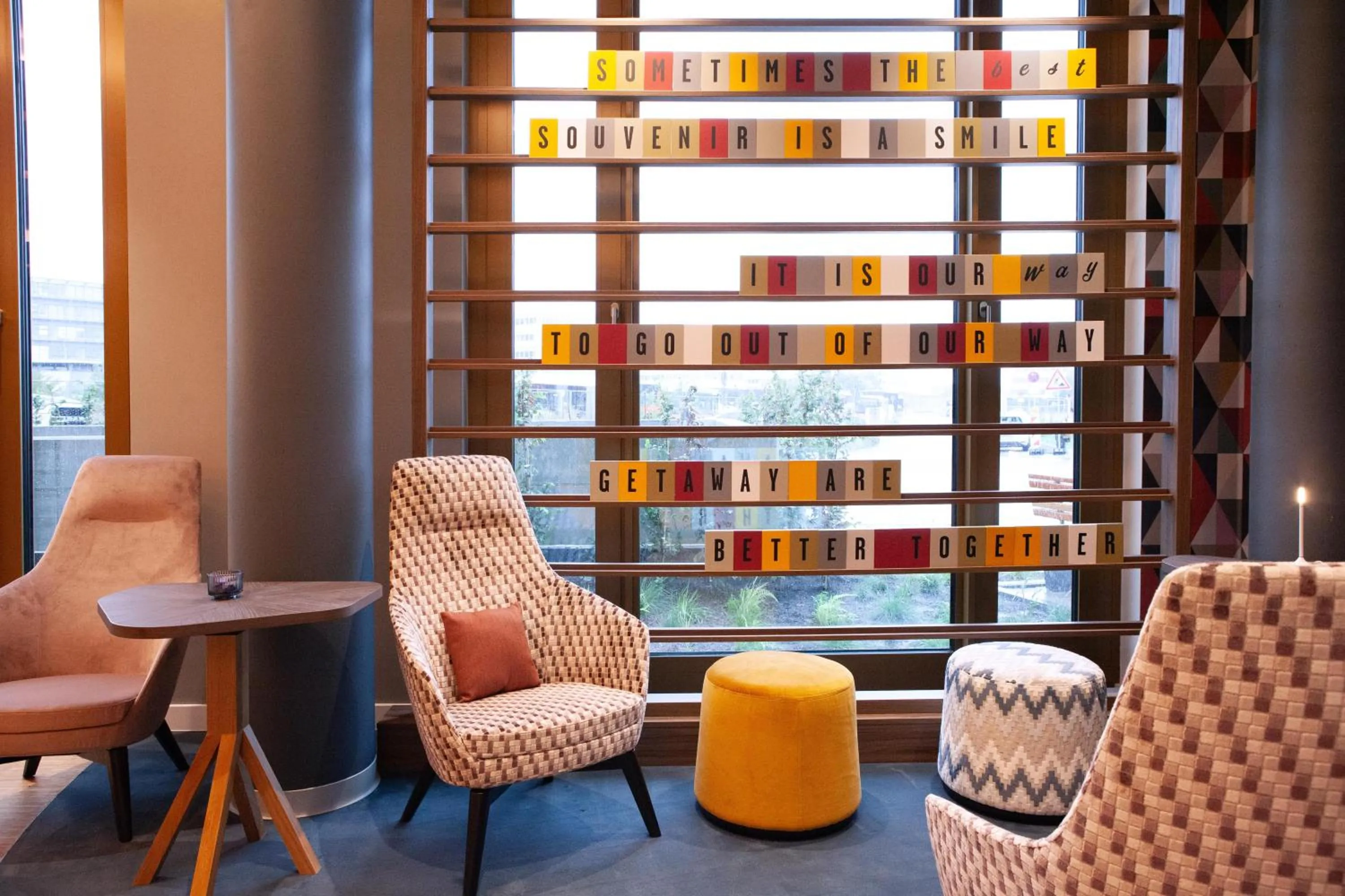 Lobby or reception in Hampton By Hilton Stuttgart Airport