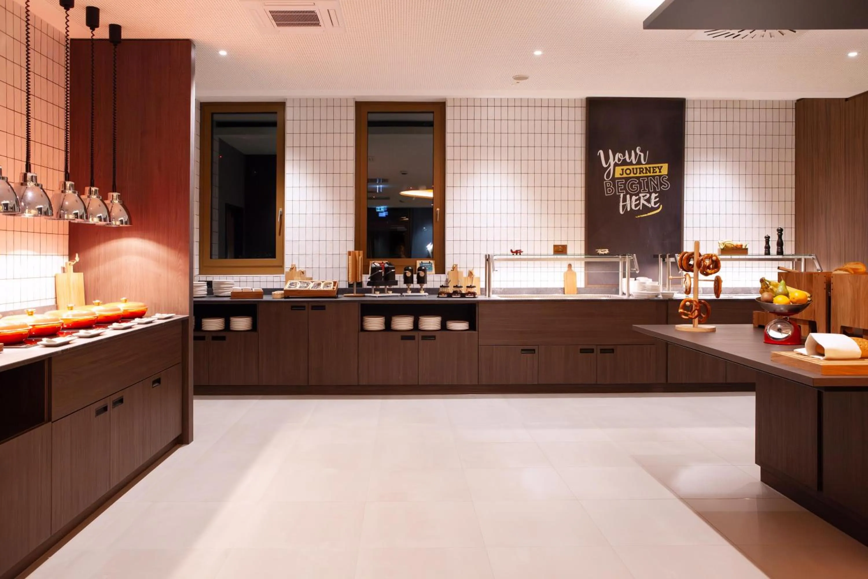 Breakfast in Hampton By Hilton Stuttgart Airport