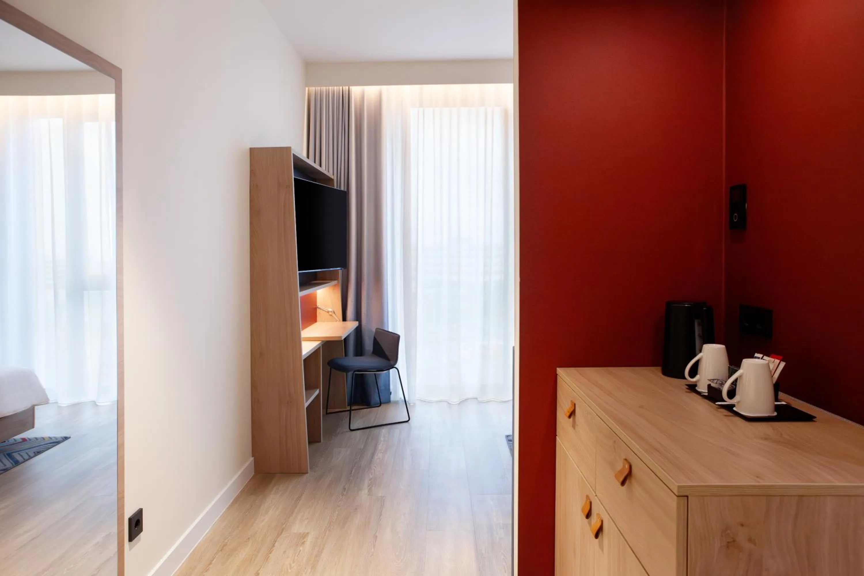 Bedroom in Hampton By Hilton Stuttgart Airport