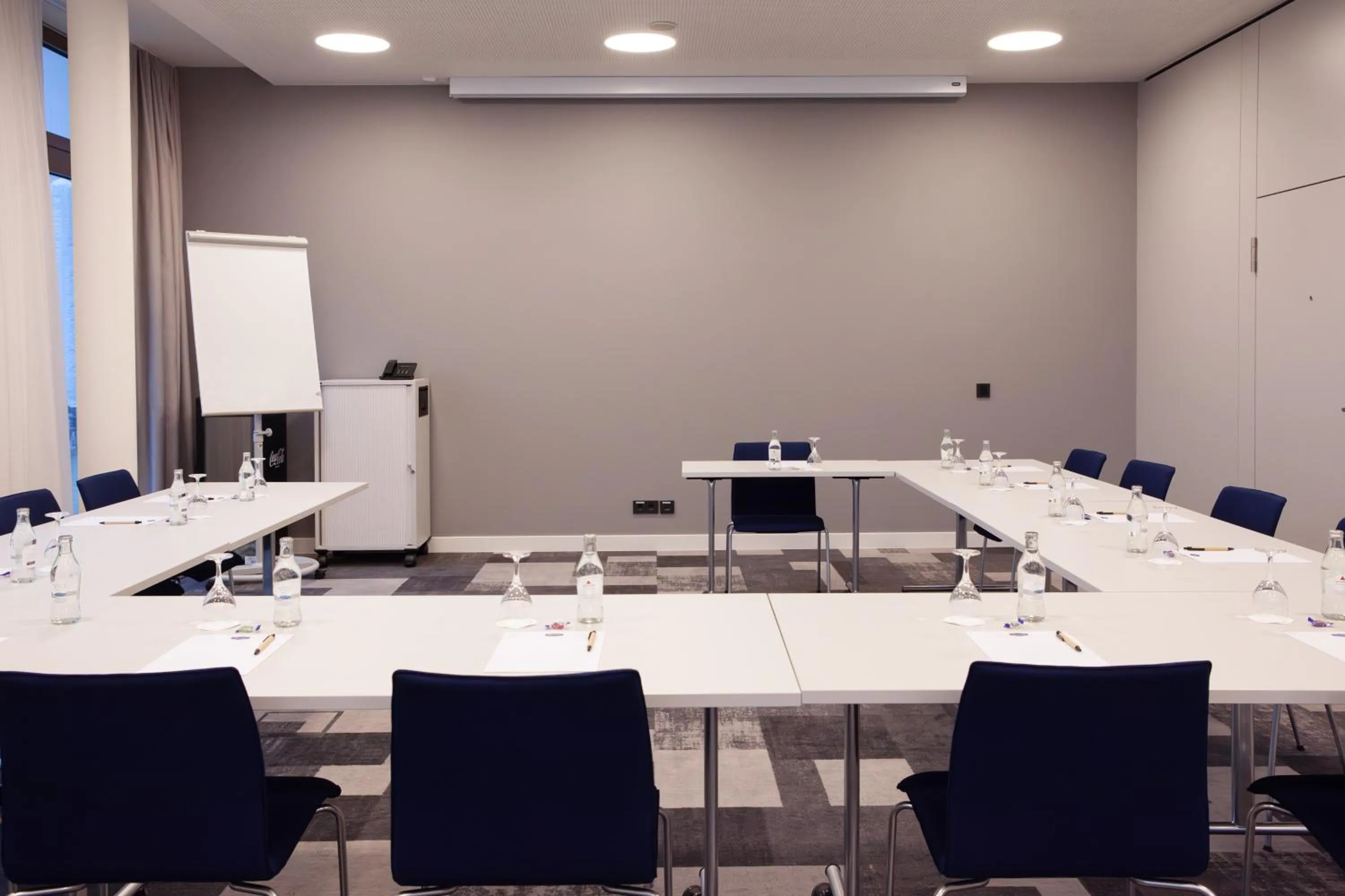 Meeting/conference room in Hampton By Hilton Stuttgart Airport