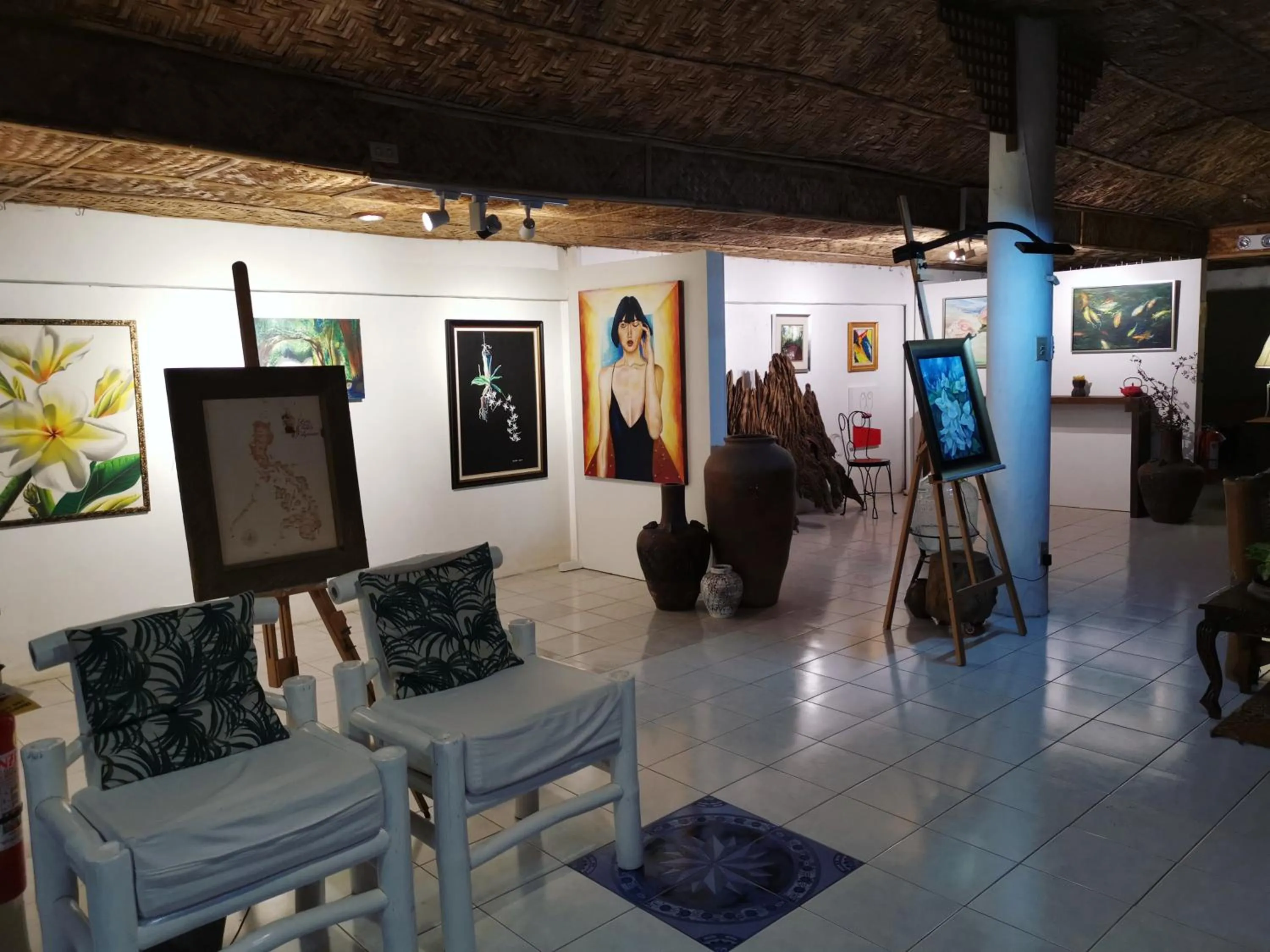 Decorative detail in La Vida Hostel Samal Island